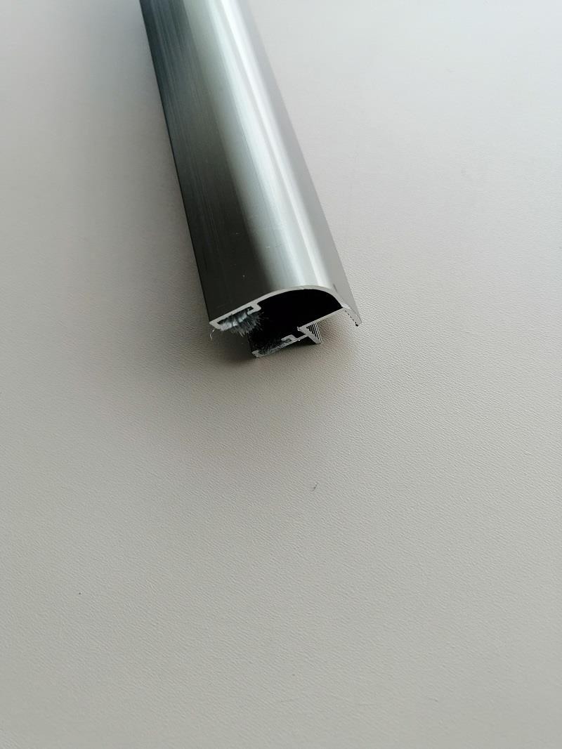 8 mm Alm Cam Balkon Köşe Haş Bronz 200 cm