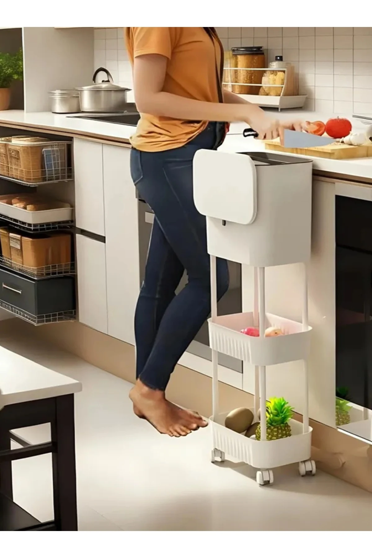 Beyaz 15 Litre Çift Raf Üniteli Tekerlekli Fonksiyonel Kapaklı Banyo Ve Mutfak Çöp Kovası Beyaz