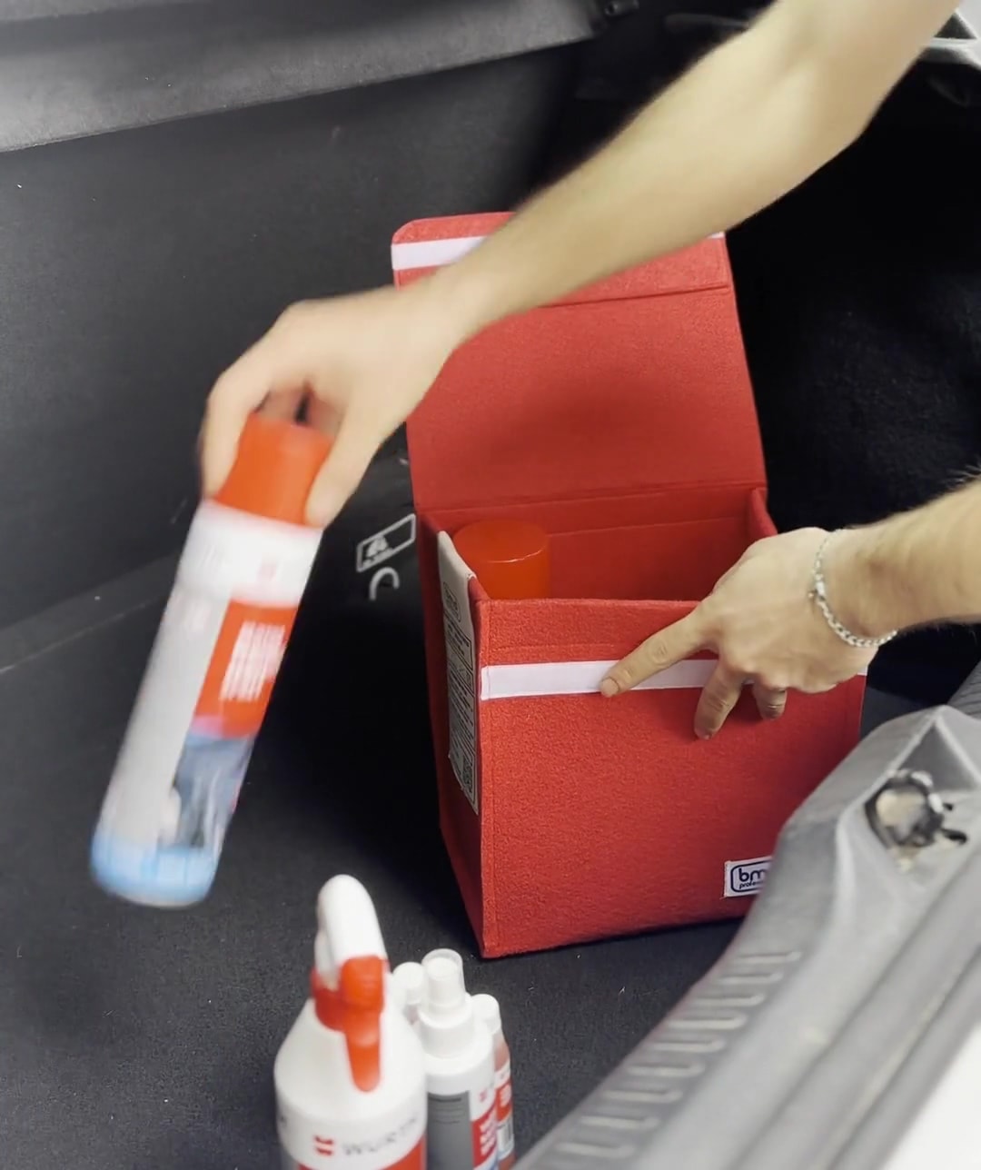 Araç Temizlik ve Bakım Seti | BMD Professional Bagaj Düzenleyici Çanta Hediyeli