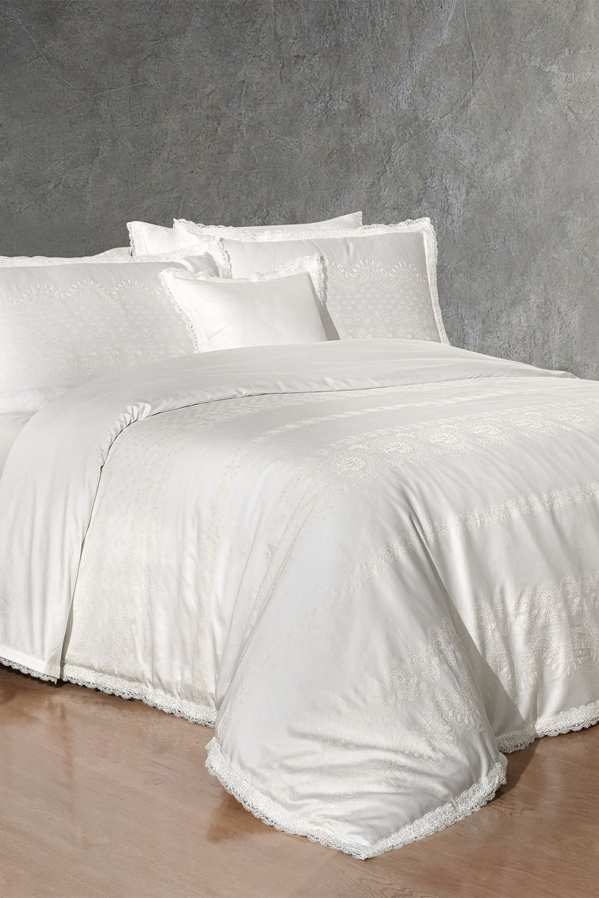Perry Beyaz King Size (Battal Boy) %100 Pamuk Saten "300 TC" Nevresim Takımı