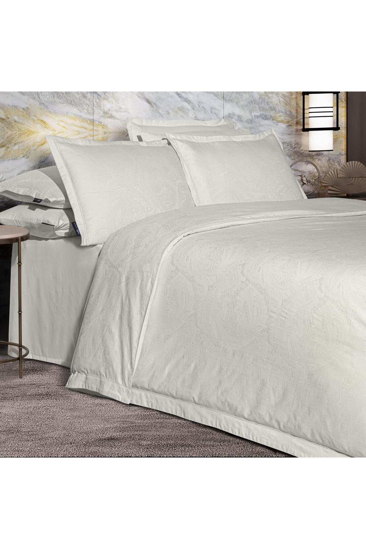 Borendo King Size (Battal Boy) %100 Pamuk Saten "300 TC" Nevresim Takımı Krem