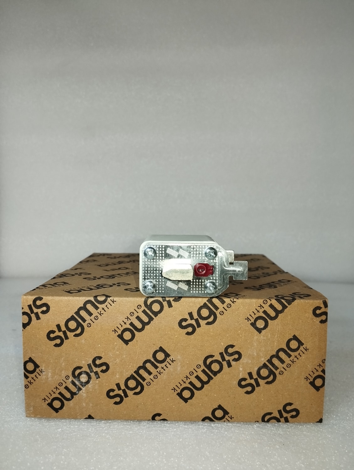 SNH00I0040 Çift Göstergeli Bıçaklı Sigorta 40A 120kA