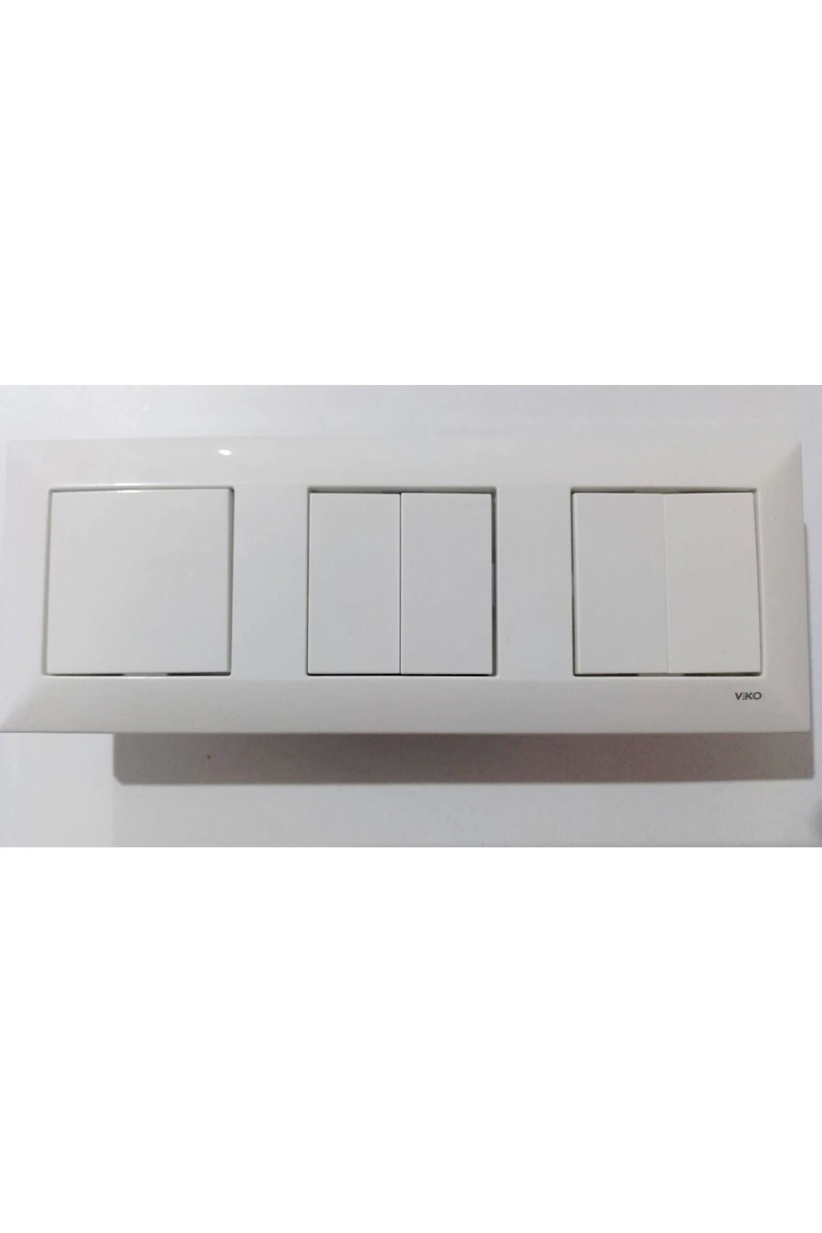 Viko Meridian Beyaz  3lü Set Komütatör(ikili Anahtar) + Komütatör(ikili Anahtar)+ Anahtar