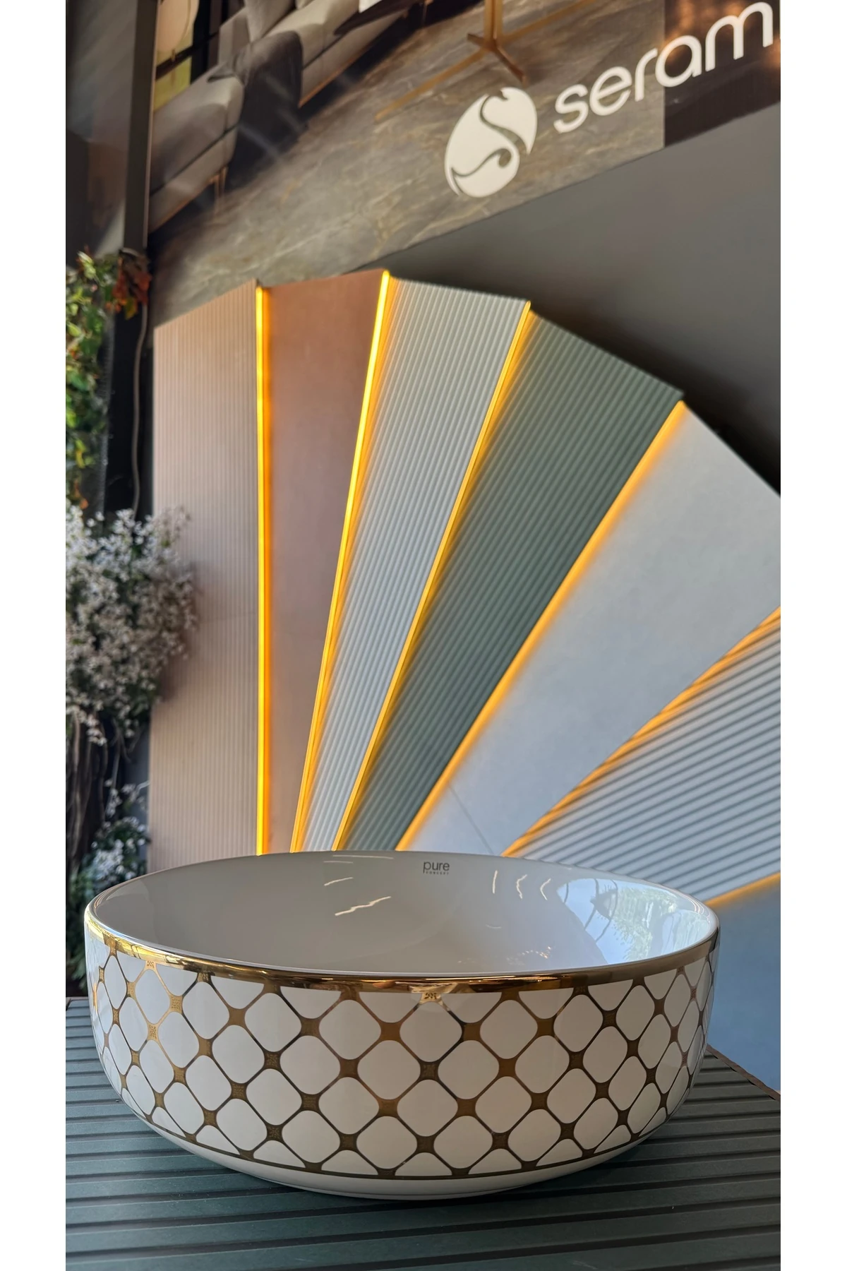 Geometrik Beyaz Altın Çanak Lavabo