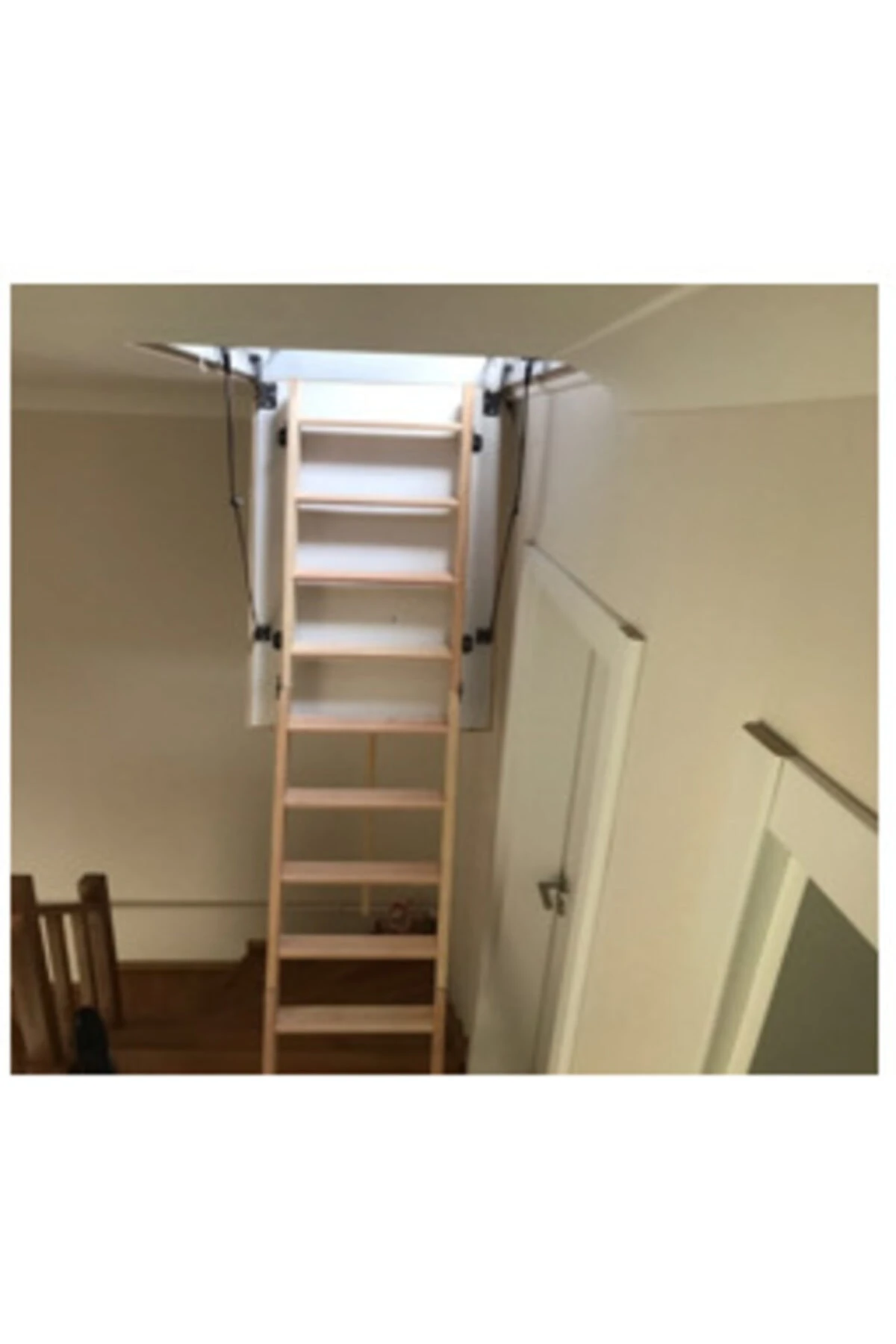 Ahşap Katlanır Çatı Merdiveni 60 X 110 Cm