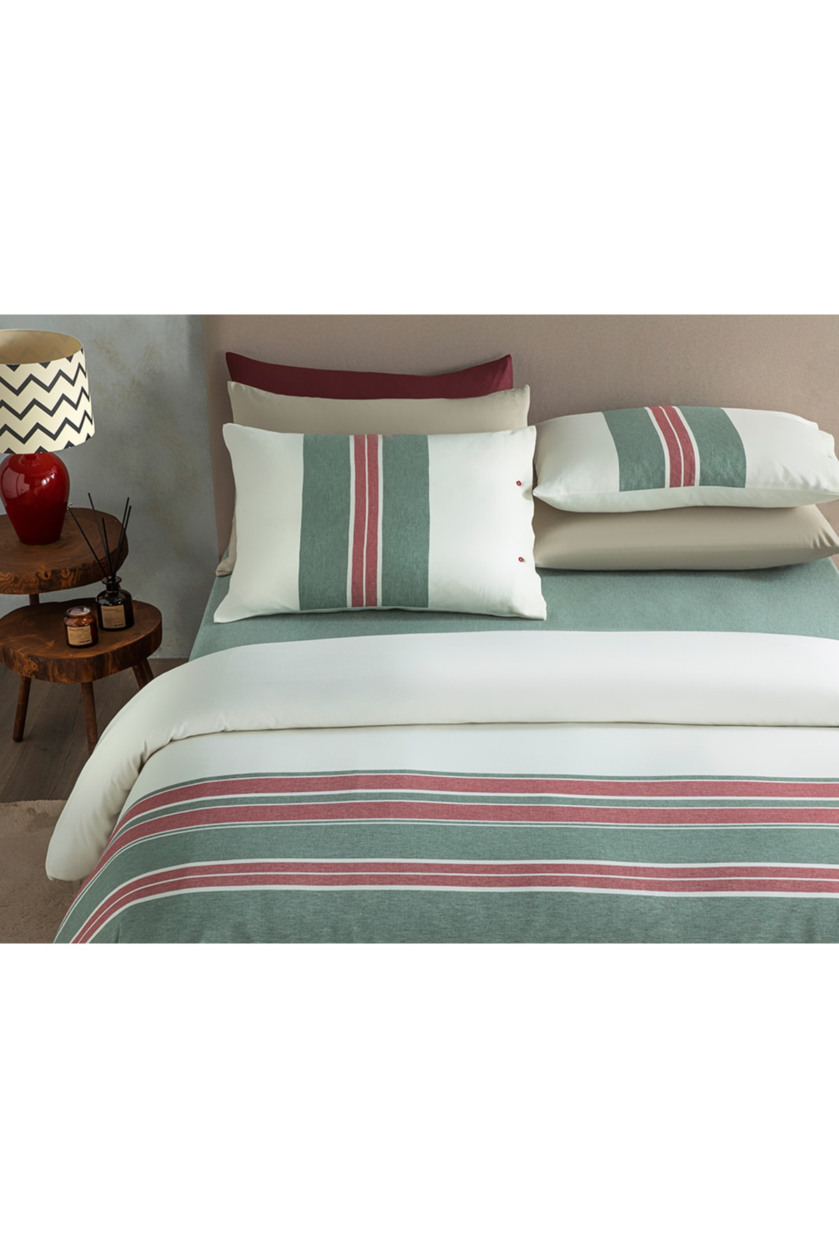 Cosy Stripe Winter Soft Tek Kişilik Nevresim Takımı 160x220 Cm Kırmızı - Yeşil