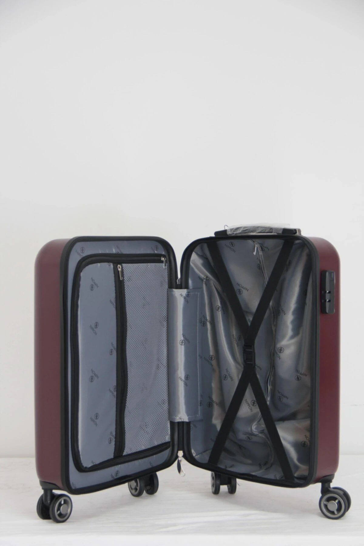 Nippon Antibakteriyel Polikarbon Valiz