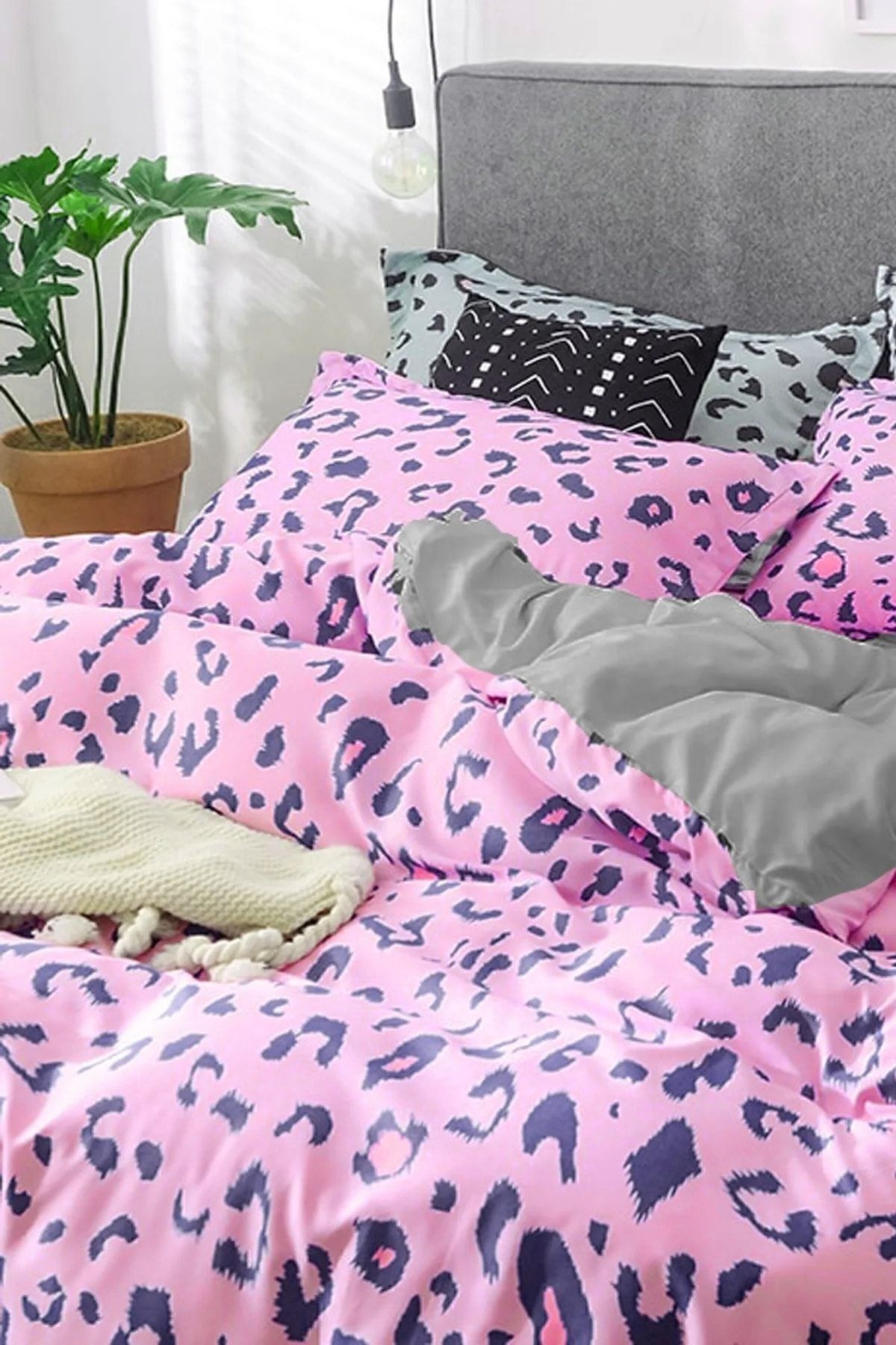 Lastikli Çarşaflı Nevresim Takımı Tek Kişilik Leopar Pembe