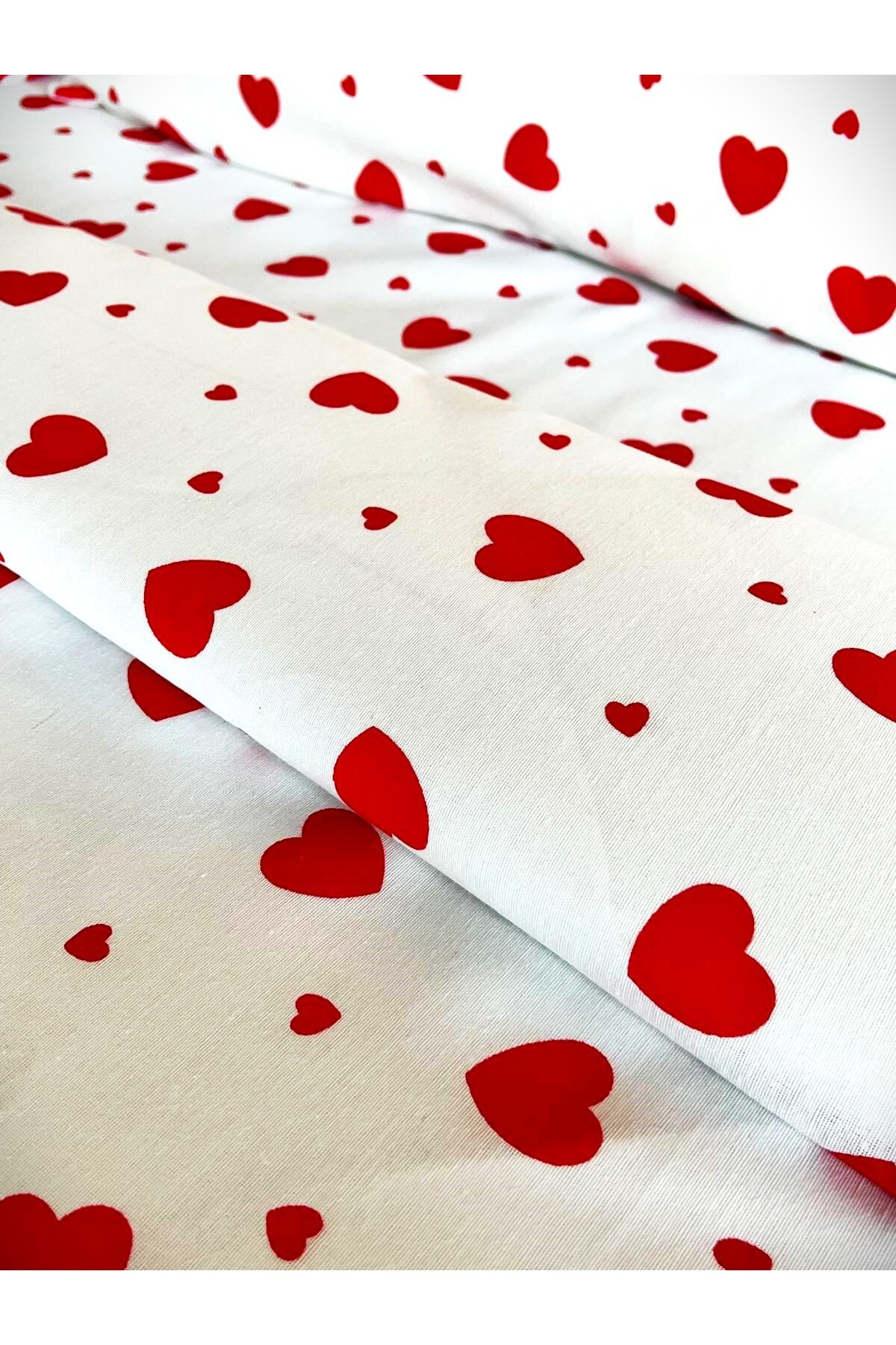 Love Battal Boy Nevresim Seti Beyaz Kırmızı Kalp
