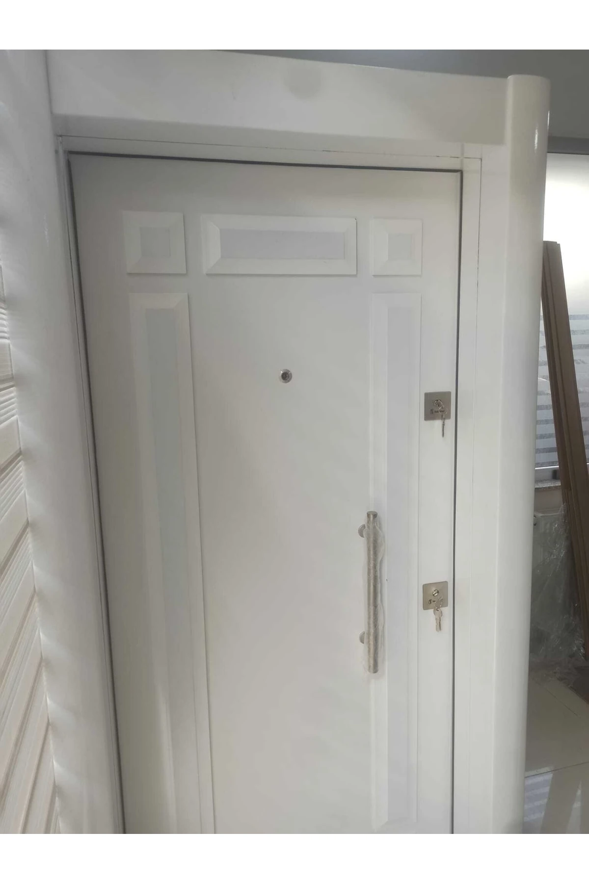 Çelik Kapı Sac Kasa, Tırnaklı Çelik Kapı, Daire Kapısı, Çelik Kapı, Beyaz Renk Çelik Kapı