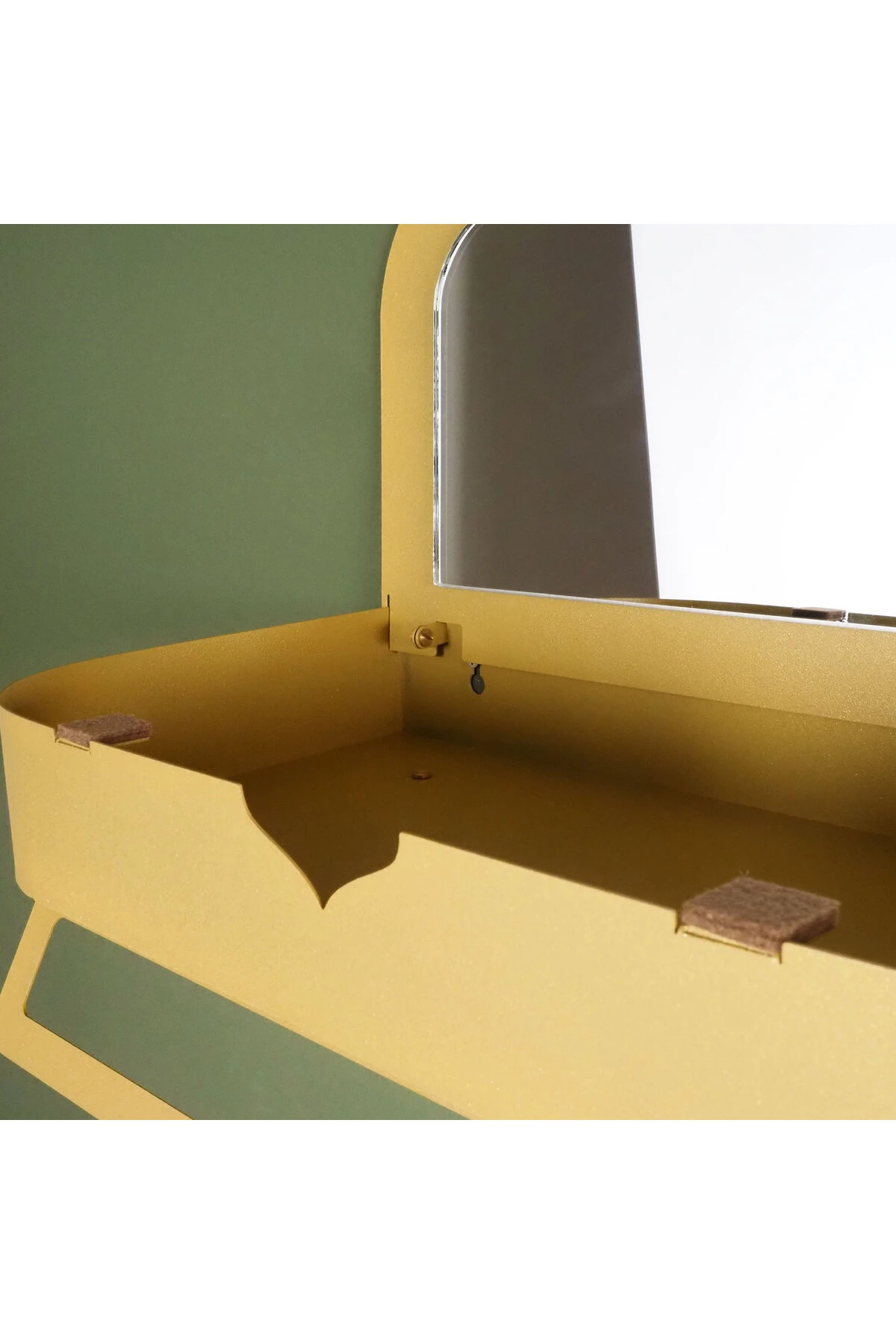 Duvara Monte Aynalı Namaz Köşesi Rafı – Seccade & Tesbih Düzenleyici - WAMH209