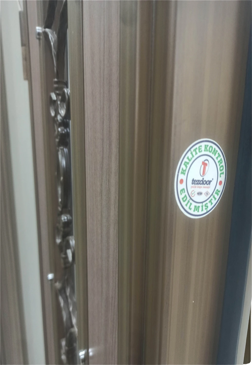 Çelik Kapı, Eskitme Kasalı Kabartmalı Model Apartman Giriş Kapısı, Dış Mekan Kapısı