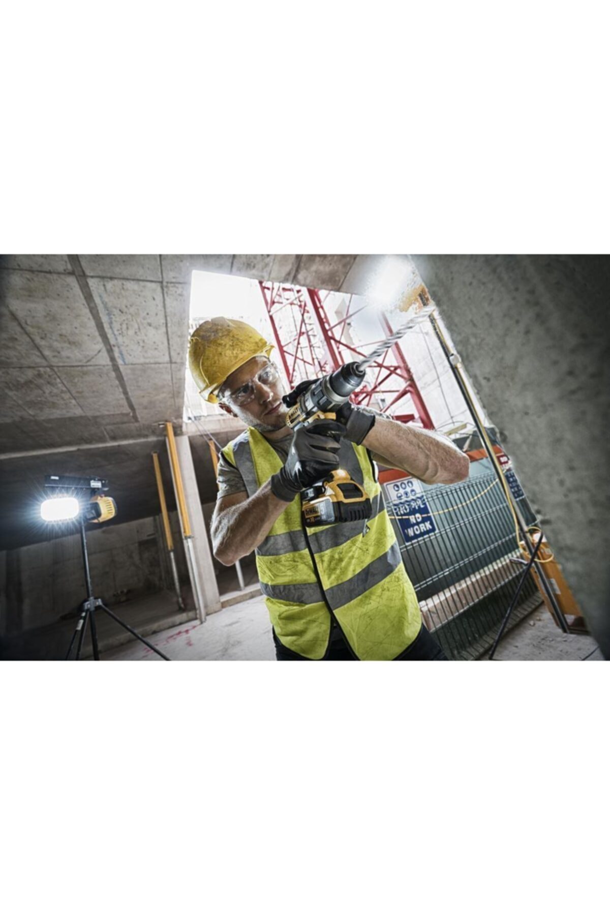 DEWALT Dcd996p2 Akülü Darbeli Matkap 18volt/5.0ah Li-ion Çift Akü