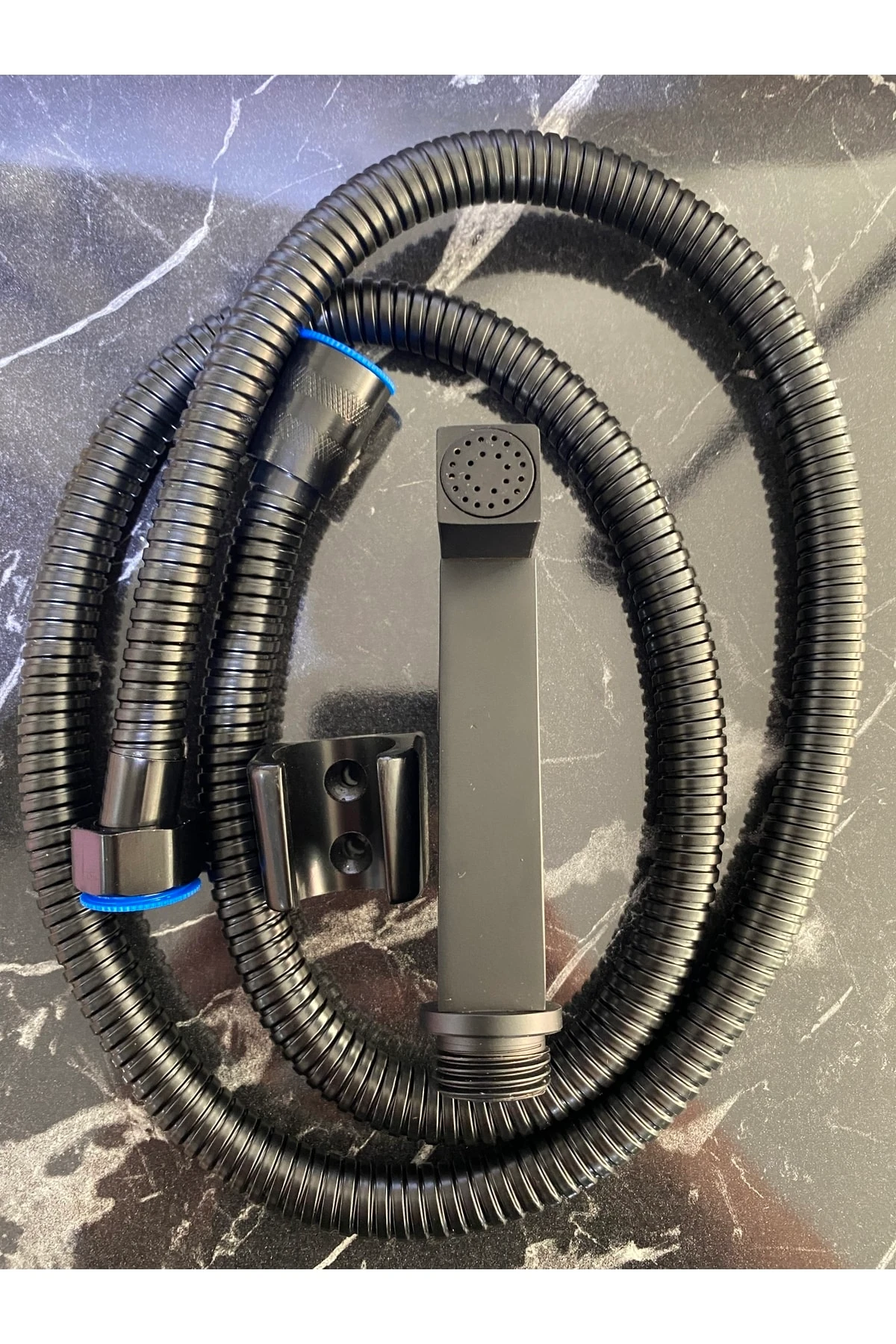 Siyah Taharatmatik Siyah Şattaf Seti Siyah Taheret Musluğu Siyah El Duş Sistemi