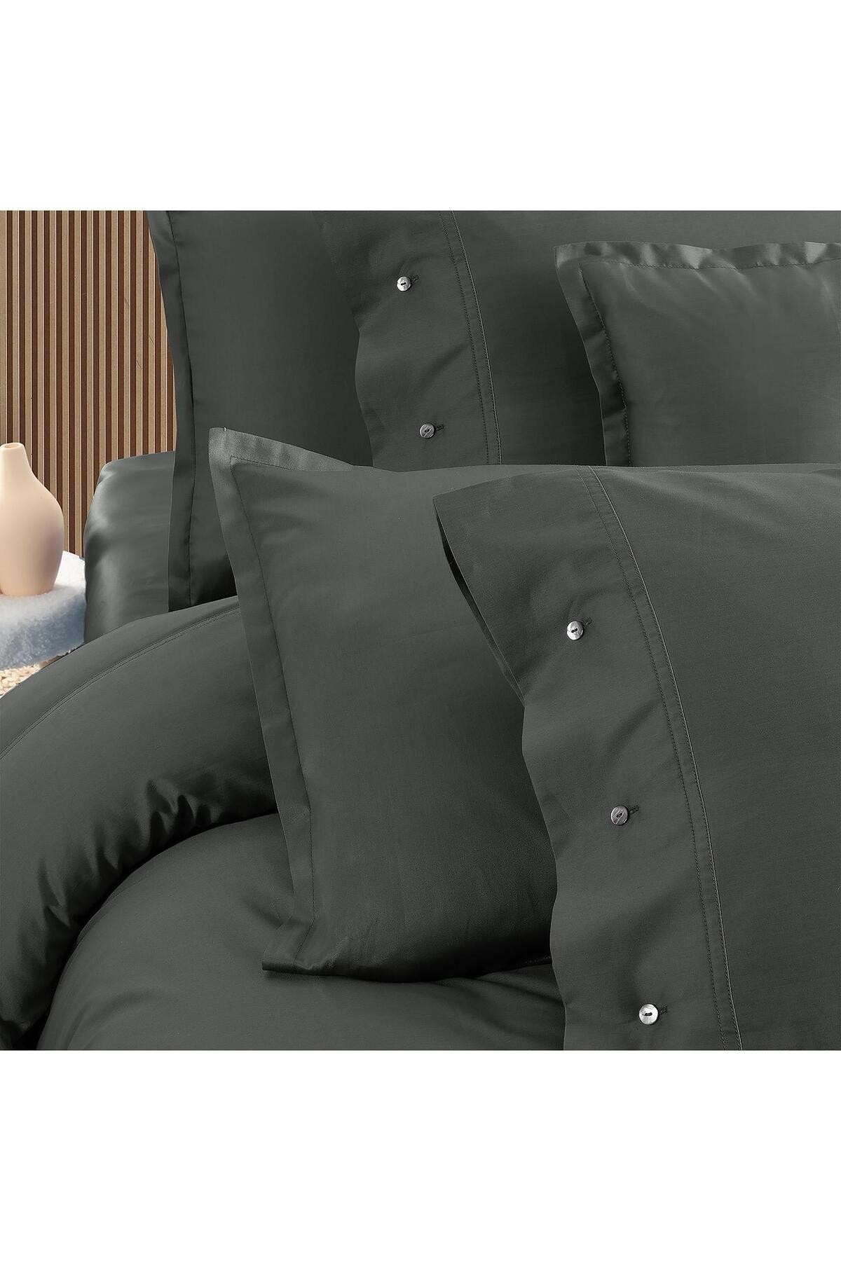 Monochrome Dark Grey%100 Pamuk Saten ''300 TC" Nevresim Takımı  ÇK v9