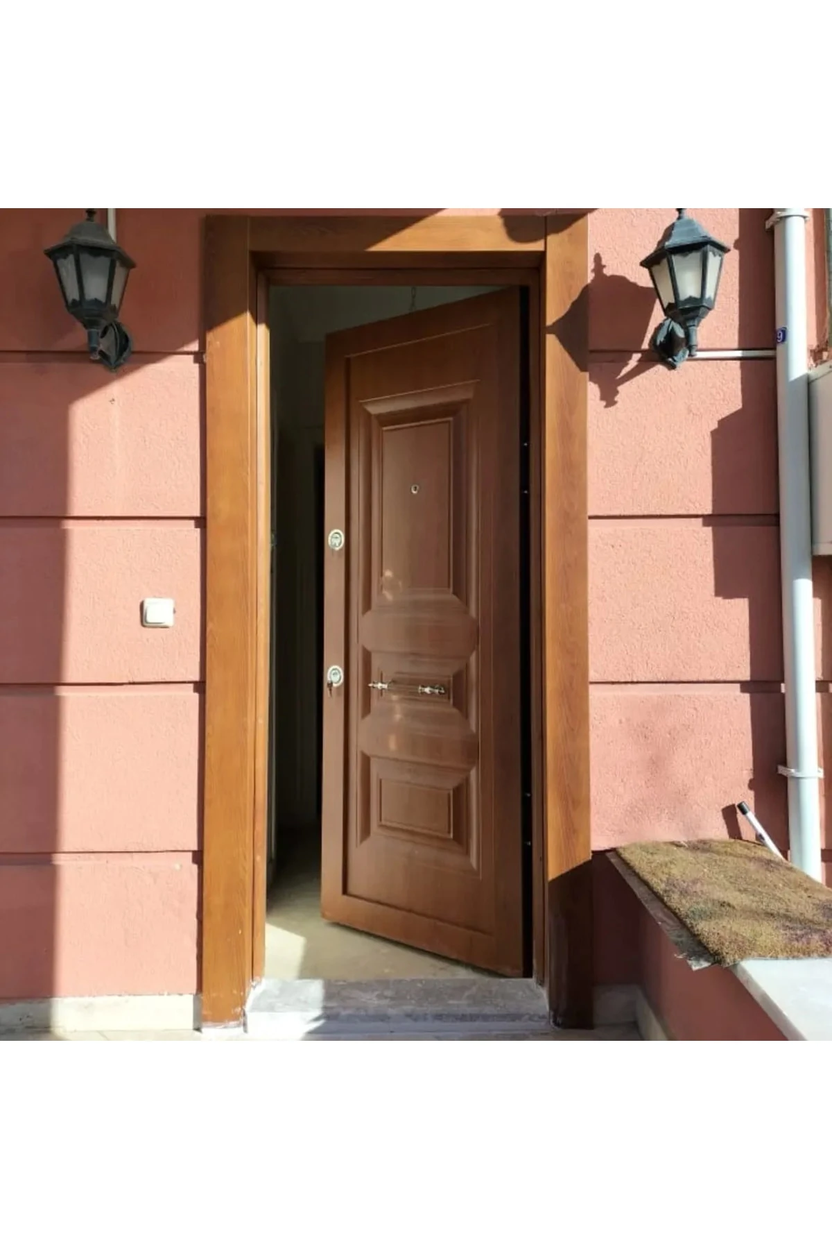 Dış Iklim Çelik Kapı Sağ