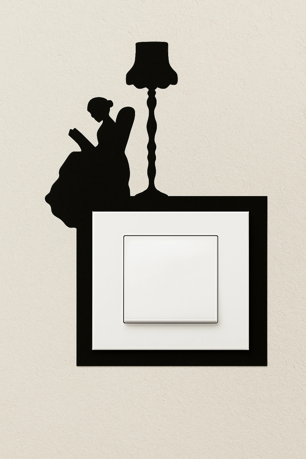 Kitap Okuyan Kadın Şekilli Dekoratif Ahşap Anahtar Priz Çerçevesi Modern TR