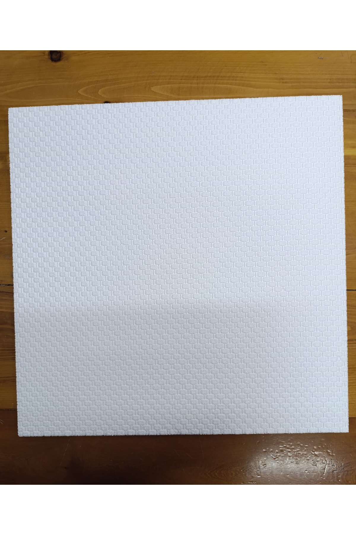 Derbi Desenli Ekonomik Stropiyer Dekoratif Tavan Kaplama Paneli 4 Adet - 1 M2