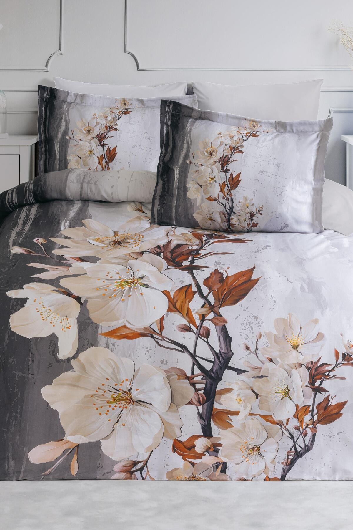 Camellia Çift Kişilik Dijital Saten Nevresim Takımı