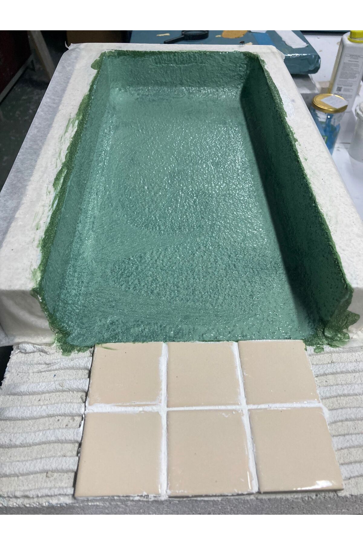 İsolion TK115 Reçine Esaslı Tek Bileşenli Su yalıtım Malzemesi (10, Kilogram)