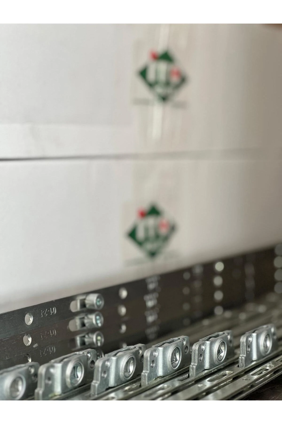 180cm Ispnayolet Pimapen Kapı Pencere Kilidi Ispanyoleti /1 Adet