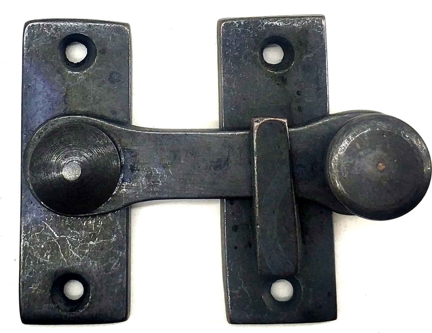 Antika Tarz Dekoratif Pirinç Cerman Kapak Mandalı – 55X70MM, Oksit