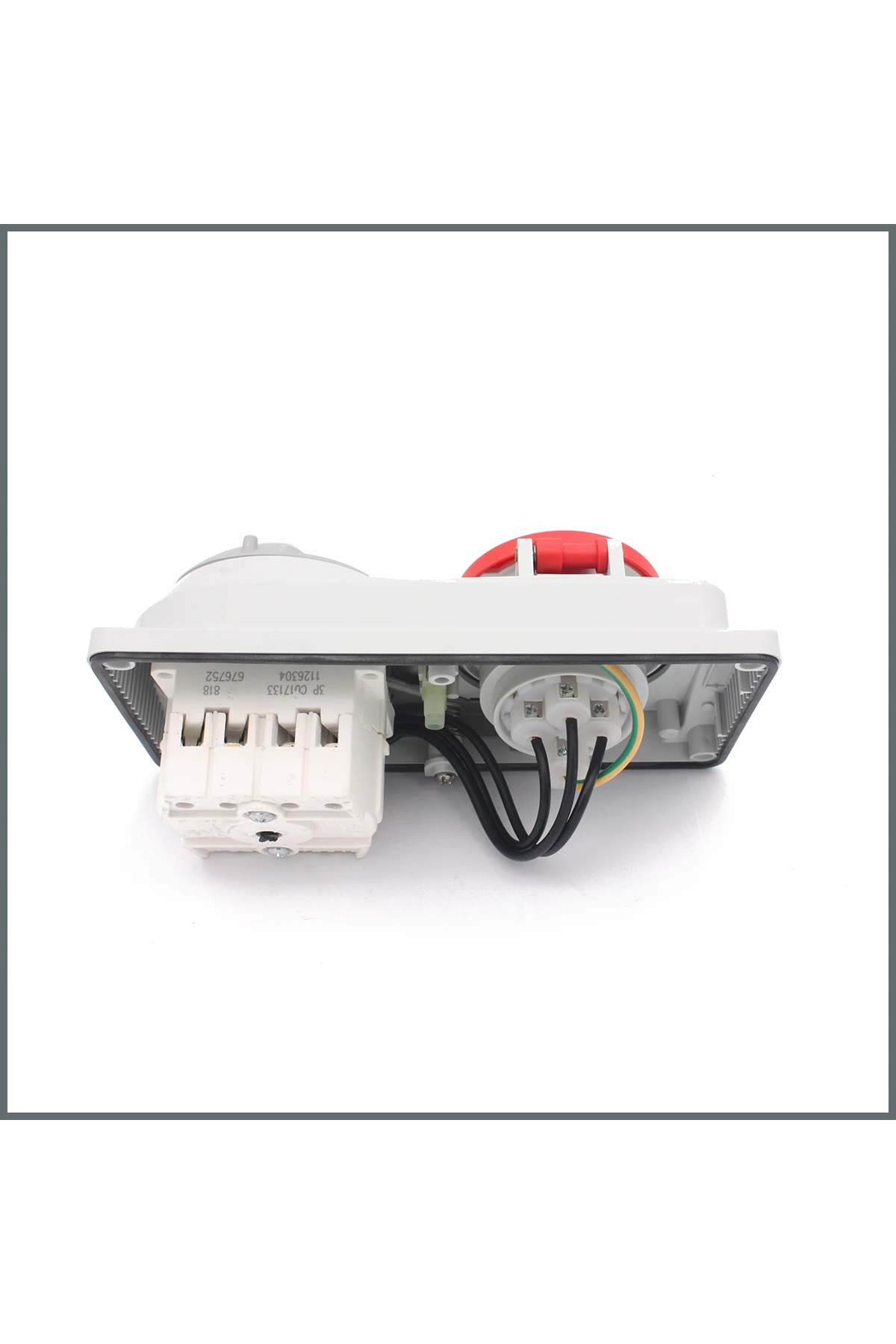 Prima Serisi Anahtarlı Priz 16a (IP44) 400v (YATAY) 3p T H:6