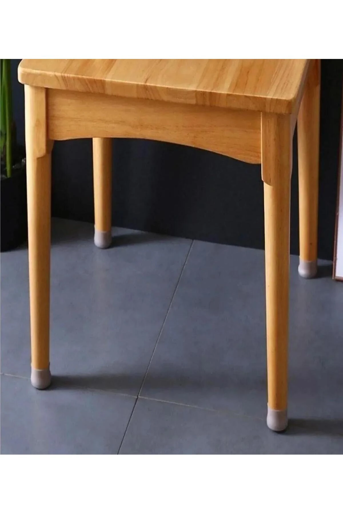 Silikon Masa Sandalye Pabuç Kaydırmaz Sessiz Koltuk Zemin Koruyucu Çizdirmez Ayak Kılıfı 12 ADET