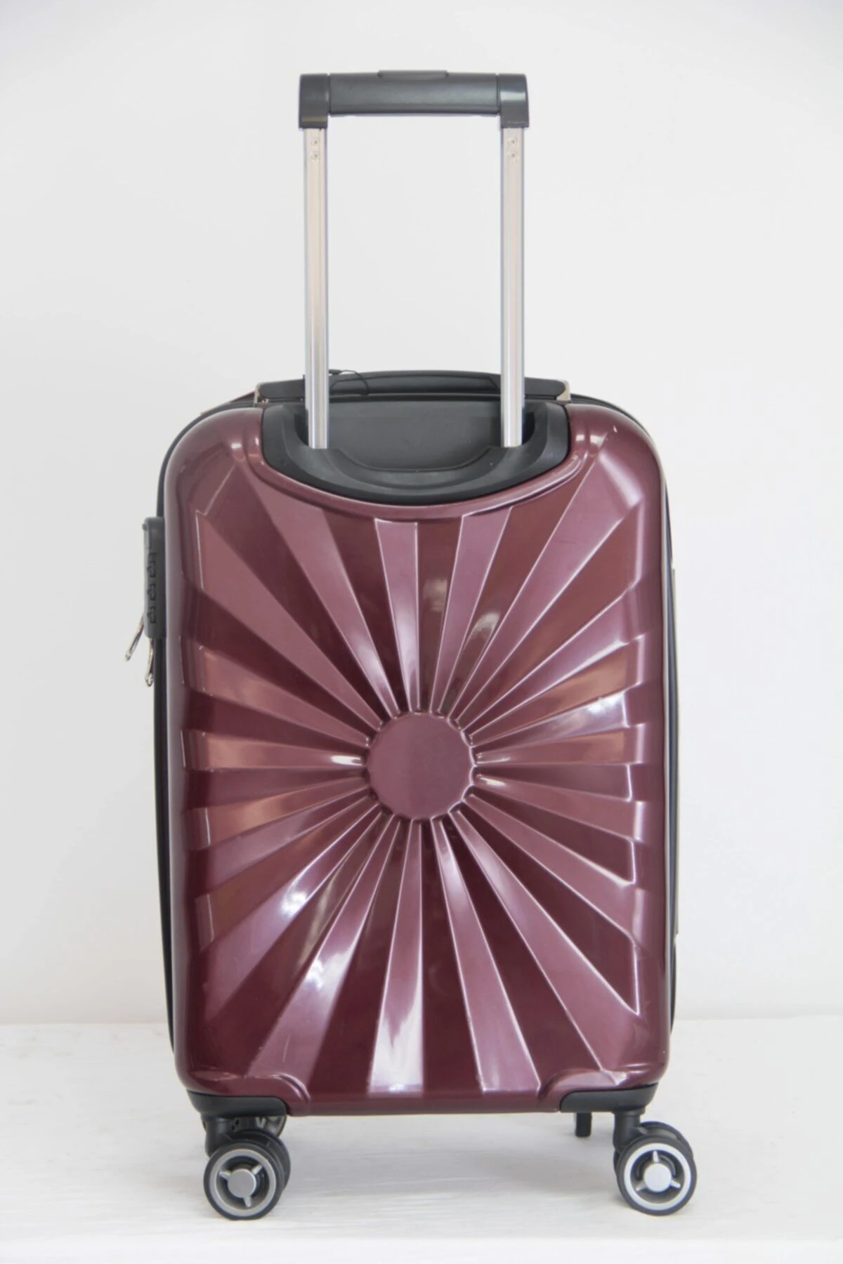 Nippon Antibakteriyel Polikarbon Valiz