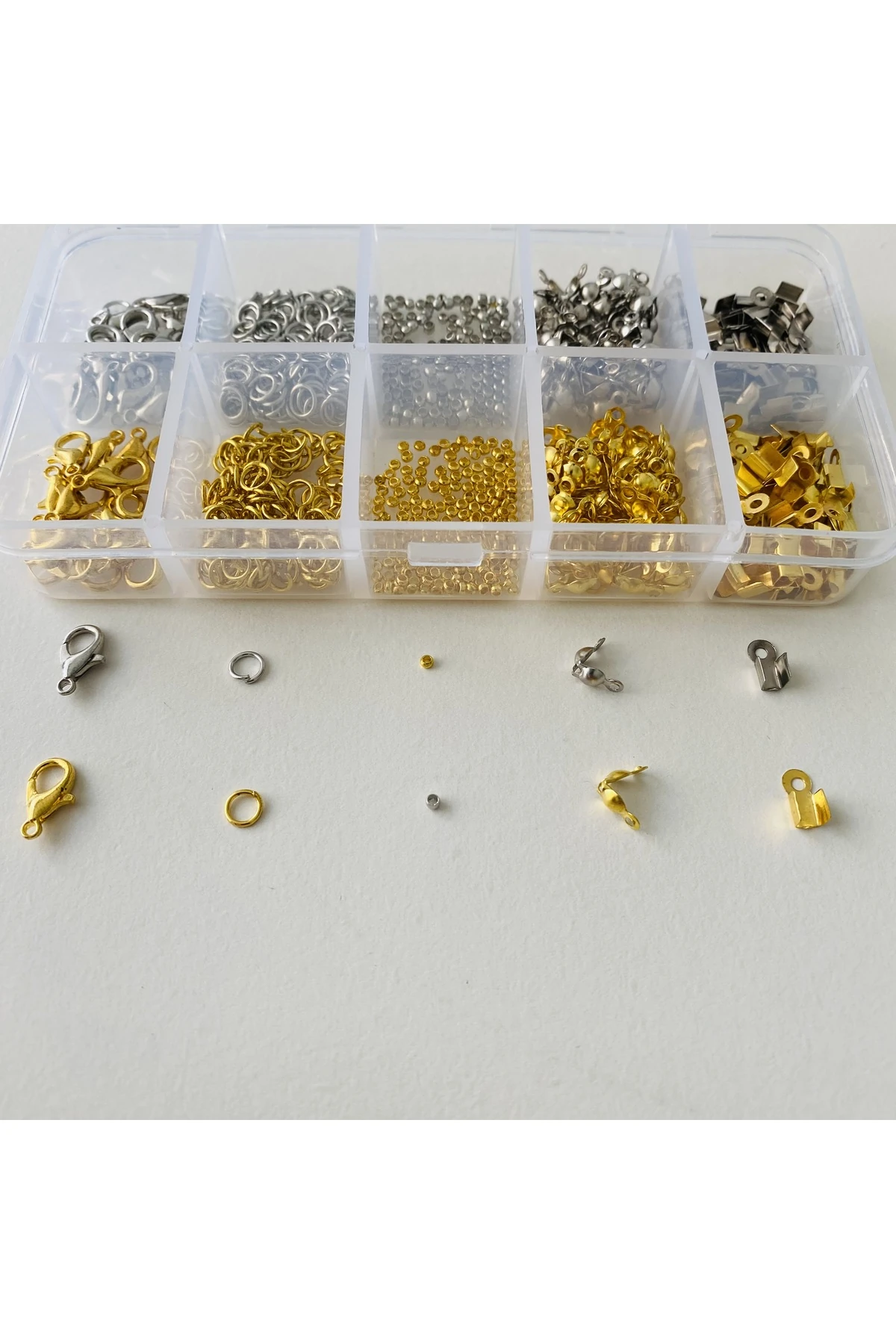 KUTULU SET 9 - 530 ADET TAKI YAPIM VE TAMİR SETİ - ALTIN VE GÜMÜŞ RENK - PENSE VE MİSİNELİ