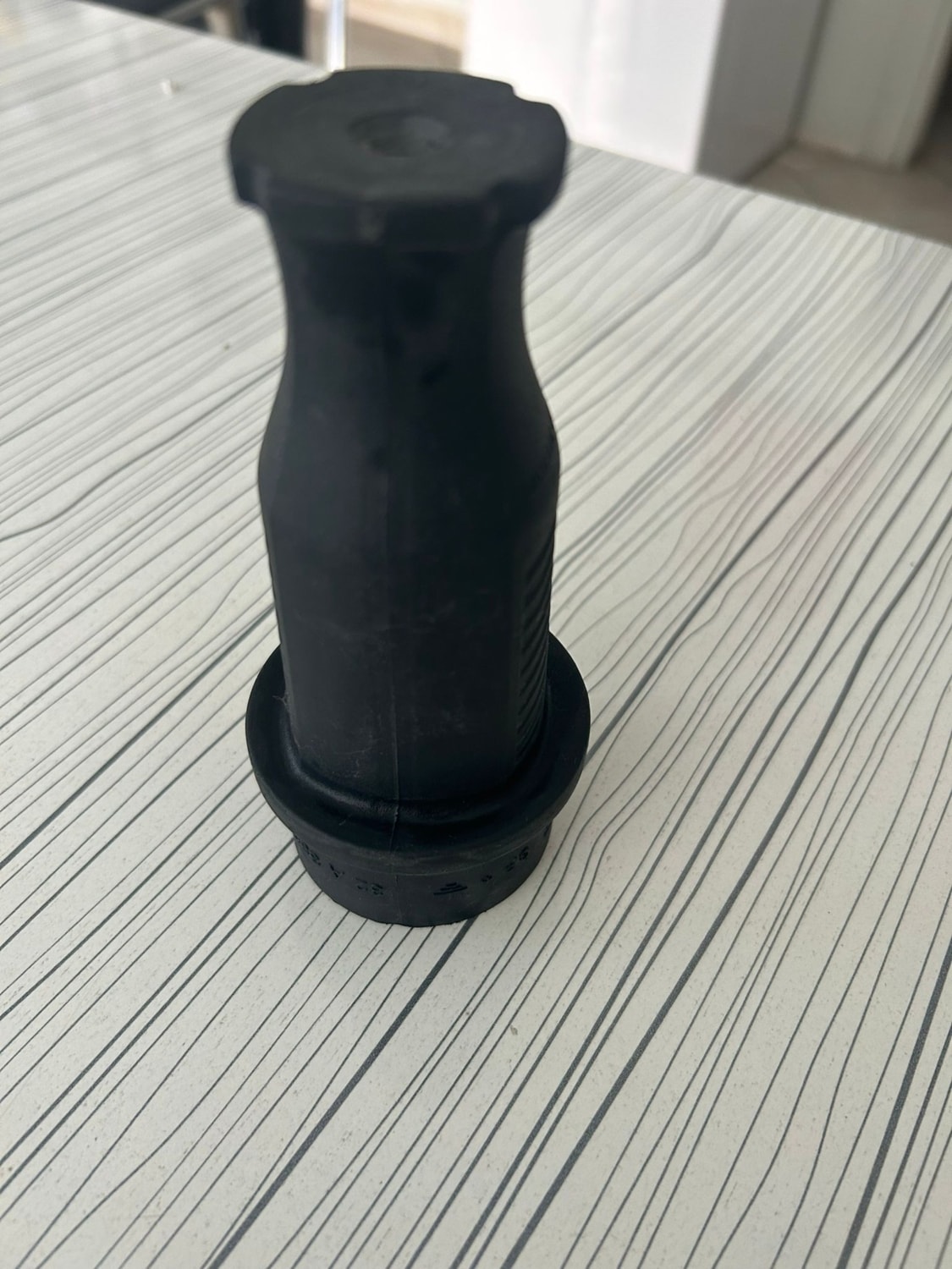 T Plast 4X32A 380V Kauçuk Erkek Fiş