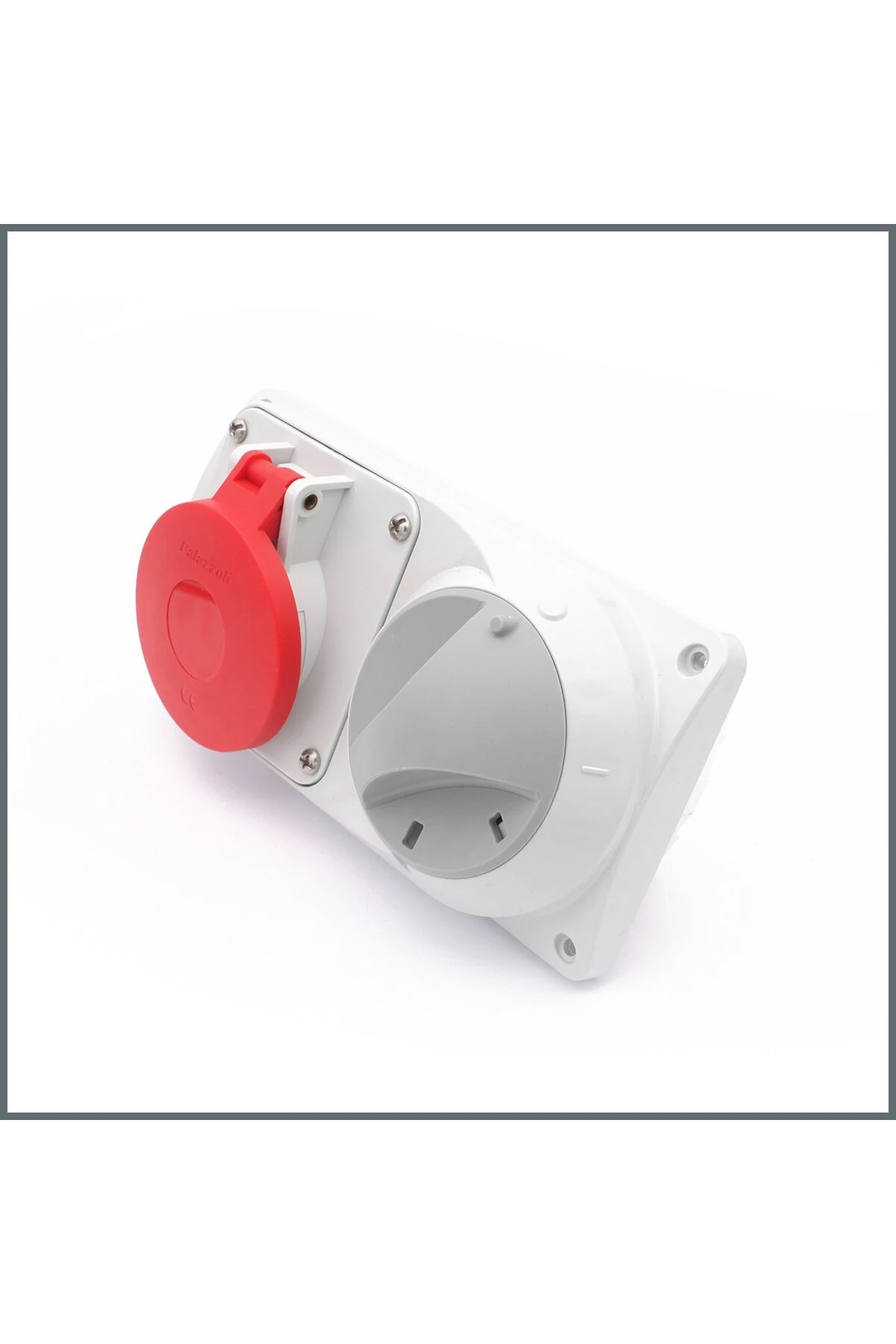 Prima Serisi Anahtarlı Priz 16a (IP44) 400v (YATAY) 3p T H:6