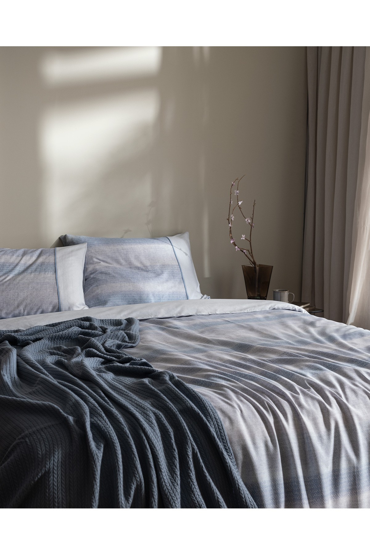 Candide King Size %100 Pamuk  Crep Baskılı Nevresim Takımı - Mavi