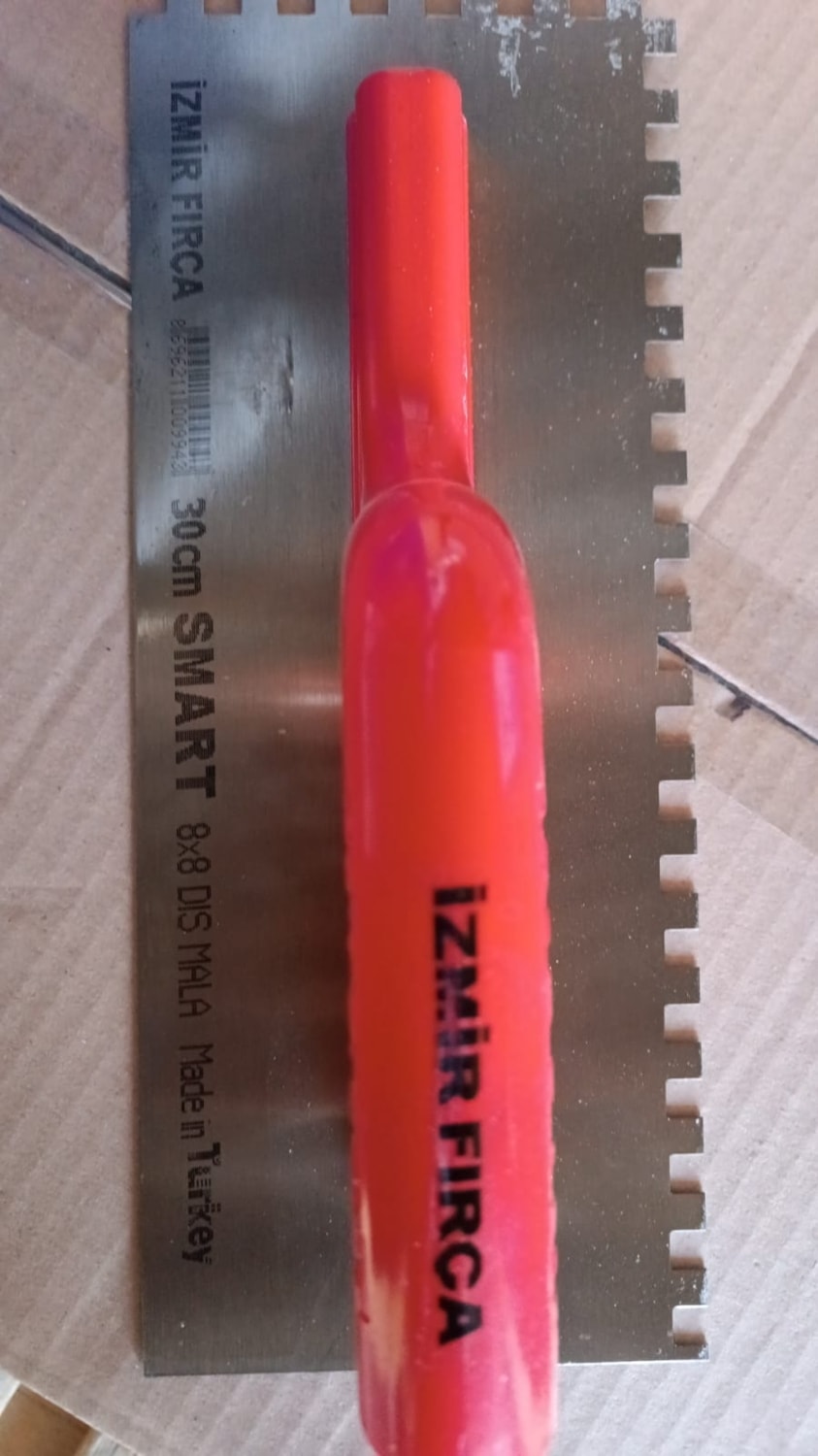 İZMİR FIRÇA Kare Dişli Açık Pls Sap 30 cm Smart (8x8) Seramik Malası