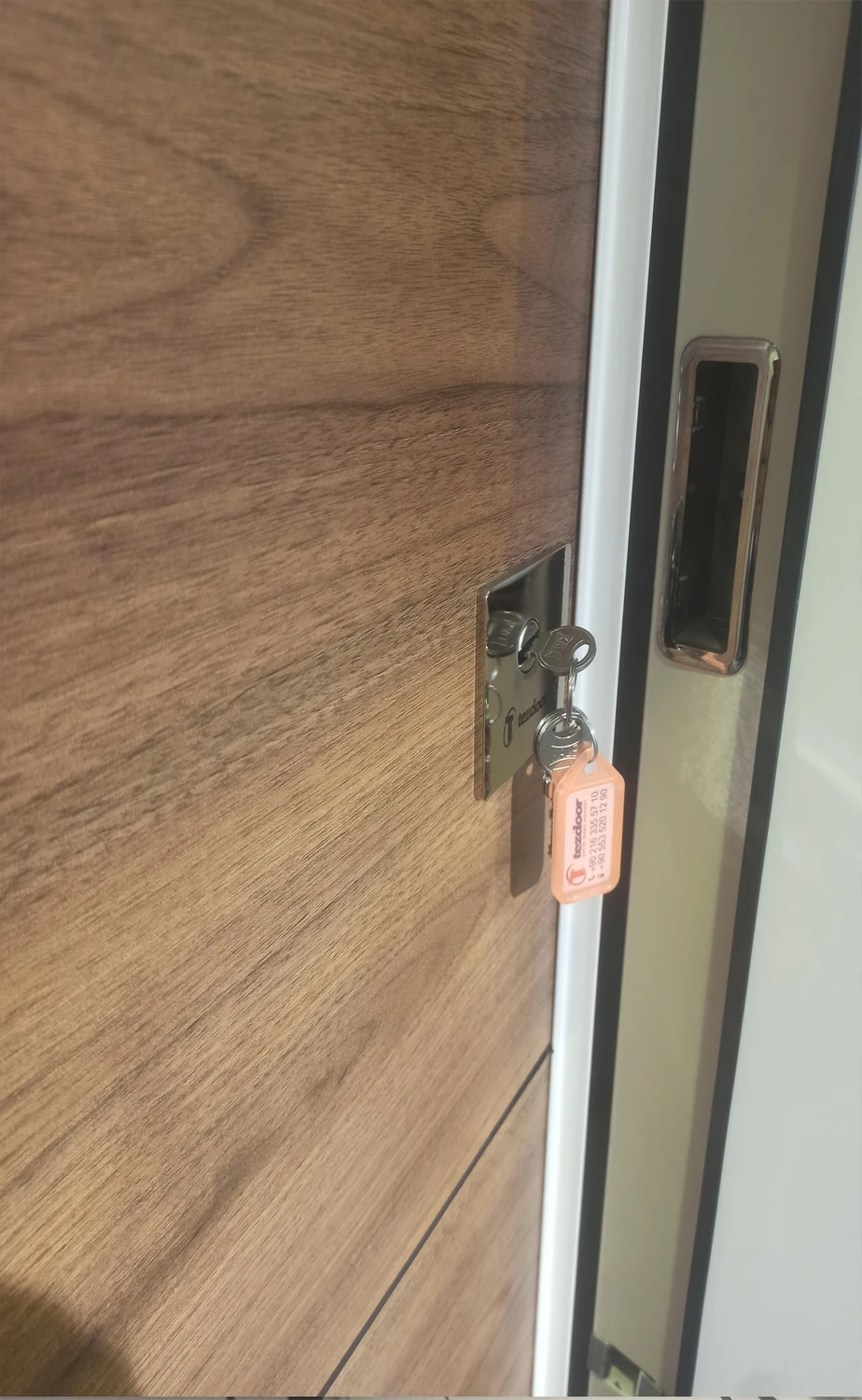 Beyaz Statik Kasalı Düz Model Daire Kapısı, Çelik Kapı, Villa Kapısı