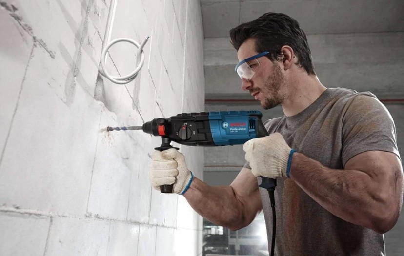 Gbh 240 Kırıcı Delici 790W