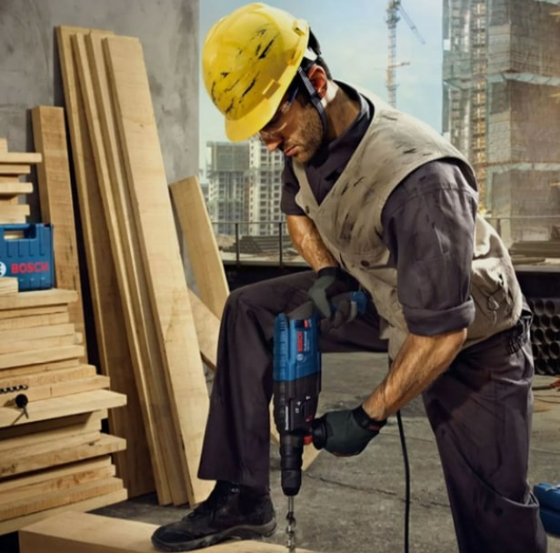 BOSCH Gbh 240 Kırıcı Delici (Anahtarlı Mandren Setli) - 0611272104