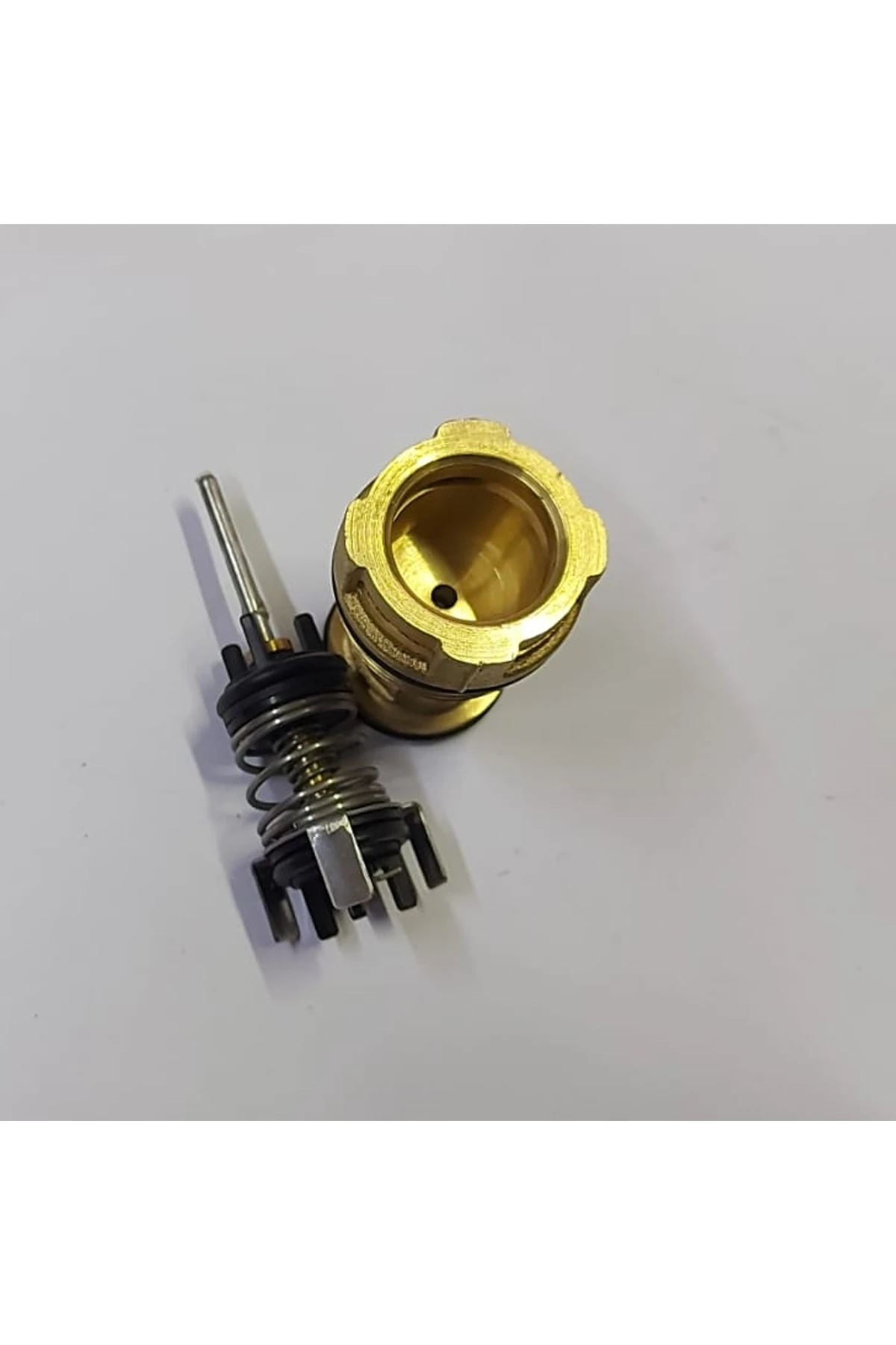 NEOTERİM KOMBİ İC TAKİM