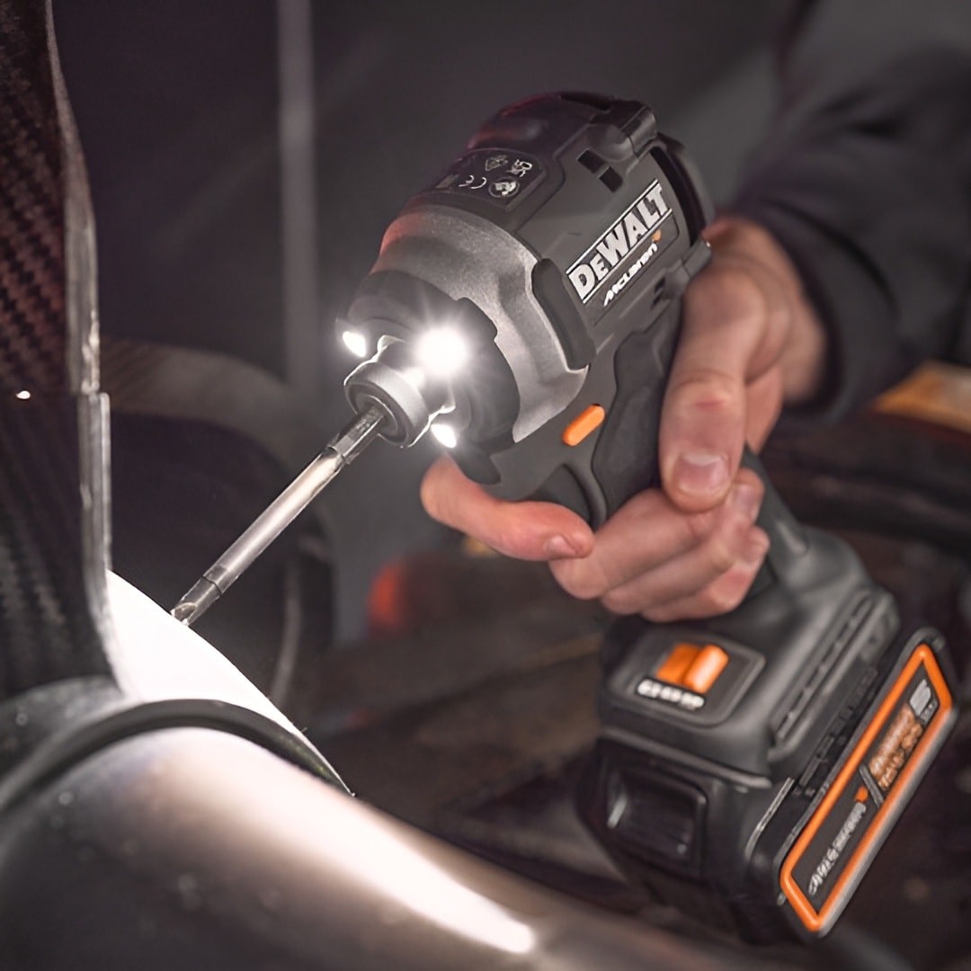 DEWALT Mclaren Serisi DCB184 XR 18V 5A Li-Ion +%50 Powershock Power Yedek Batarya