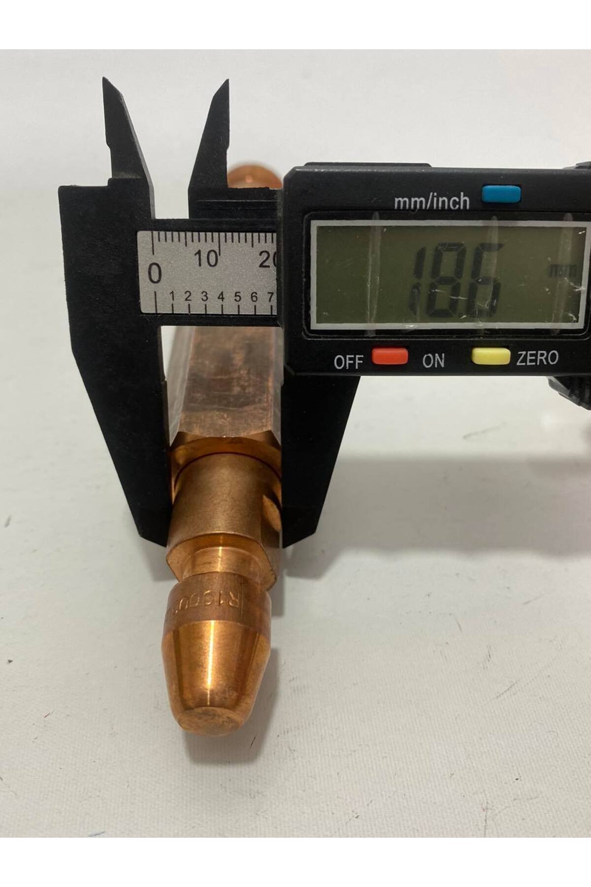 Tam Tespitsiz Pnömatik Bakır Malzeme 168mm