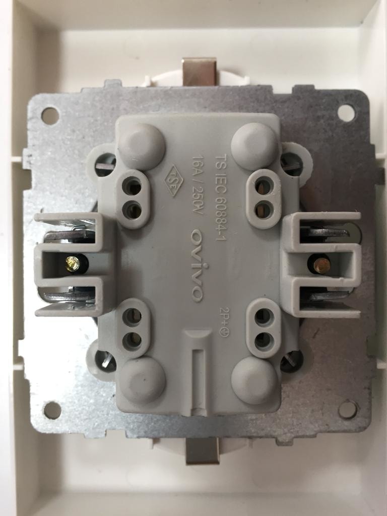 Grano Beyaz İkili Topraklı Priz Çerçeveli