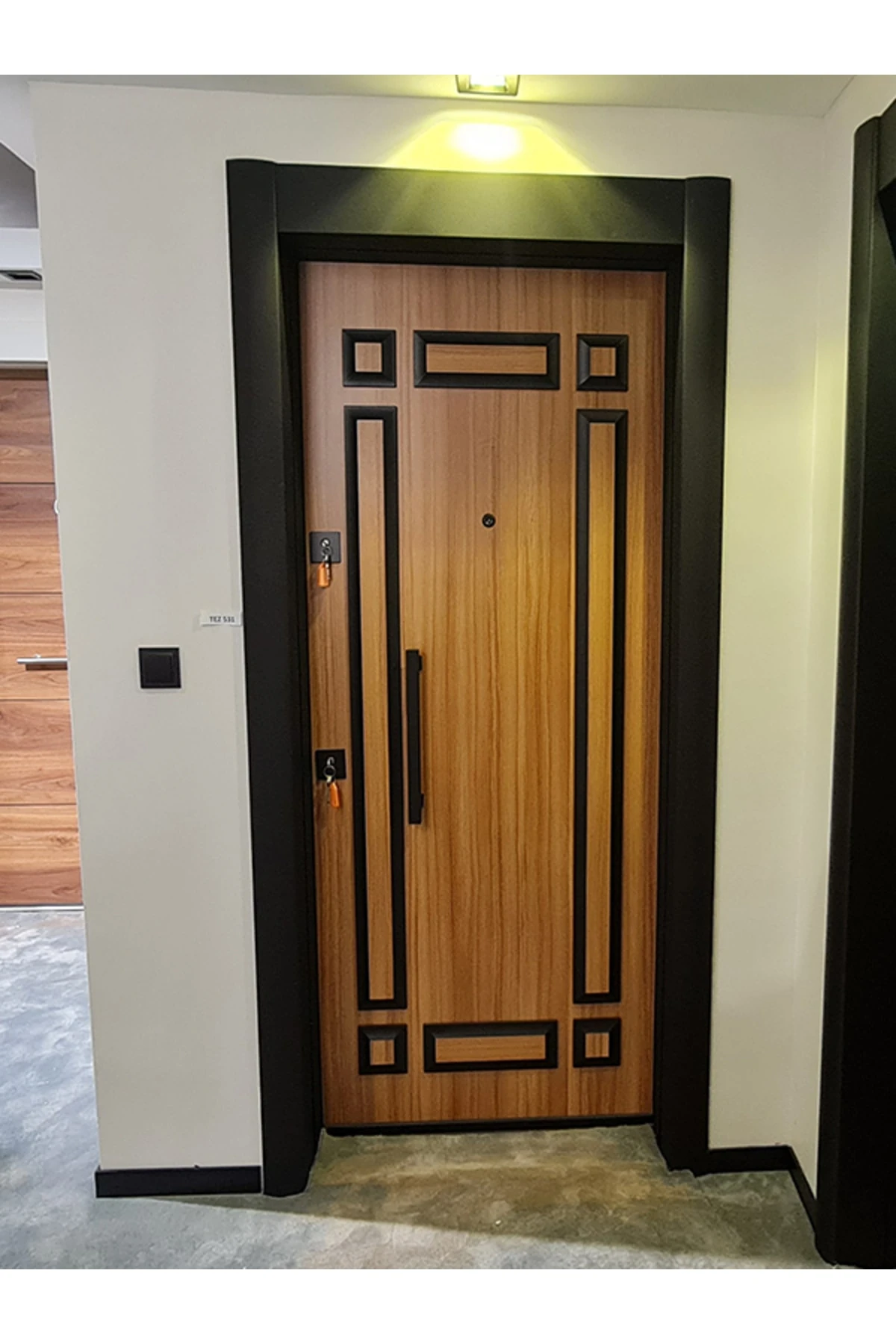 Çelik Kapı,kabartma Desenli Çelik Kapı, Daire Kapısı, Çelik Kapı Sağ Açılım