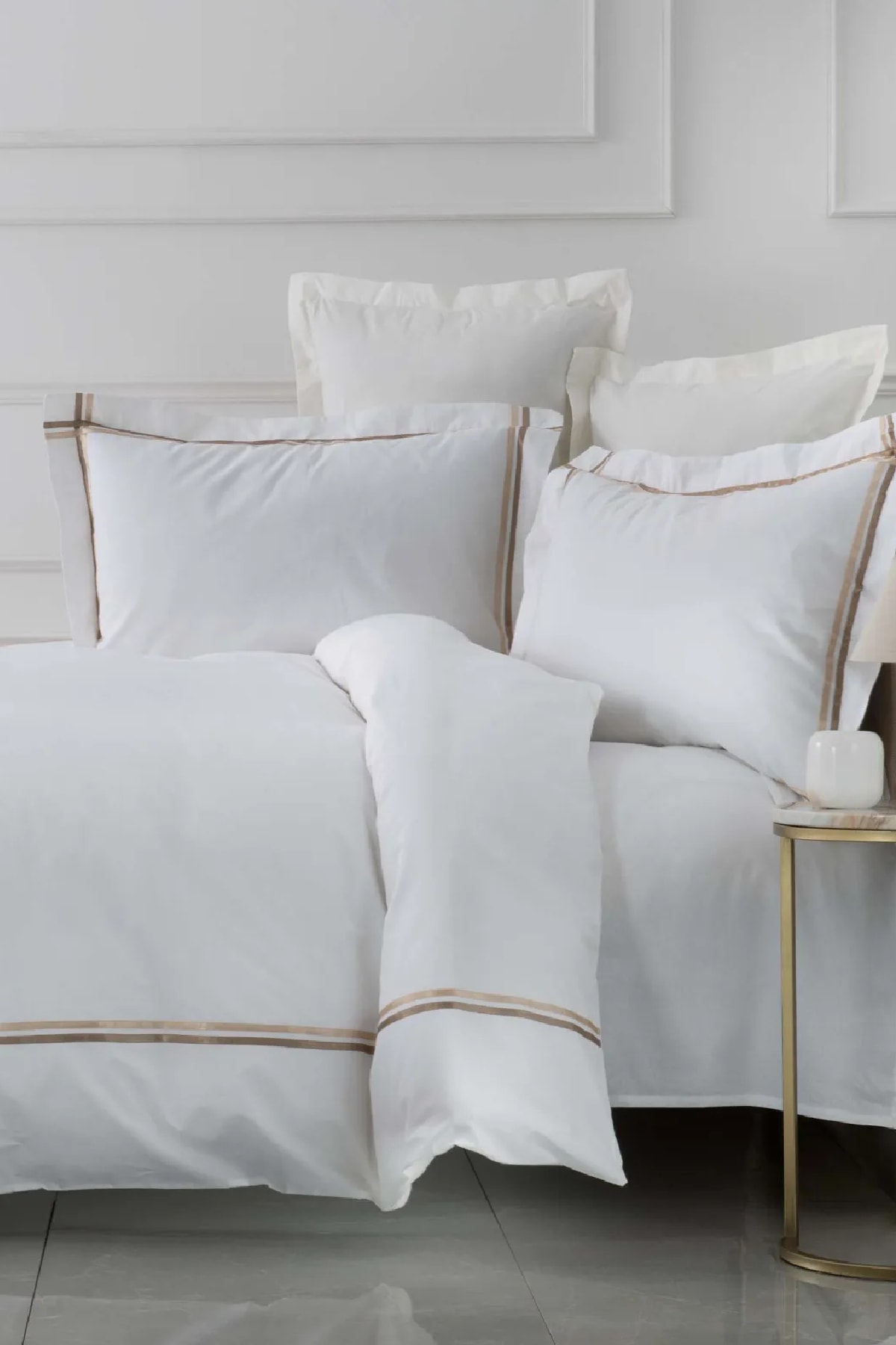White Collection Valse Bej Saten Şeritli Percale Çift Kişilik Nevresim Takımı