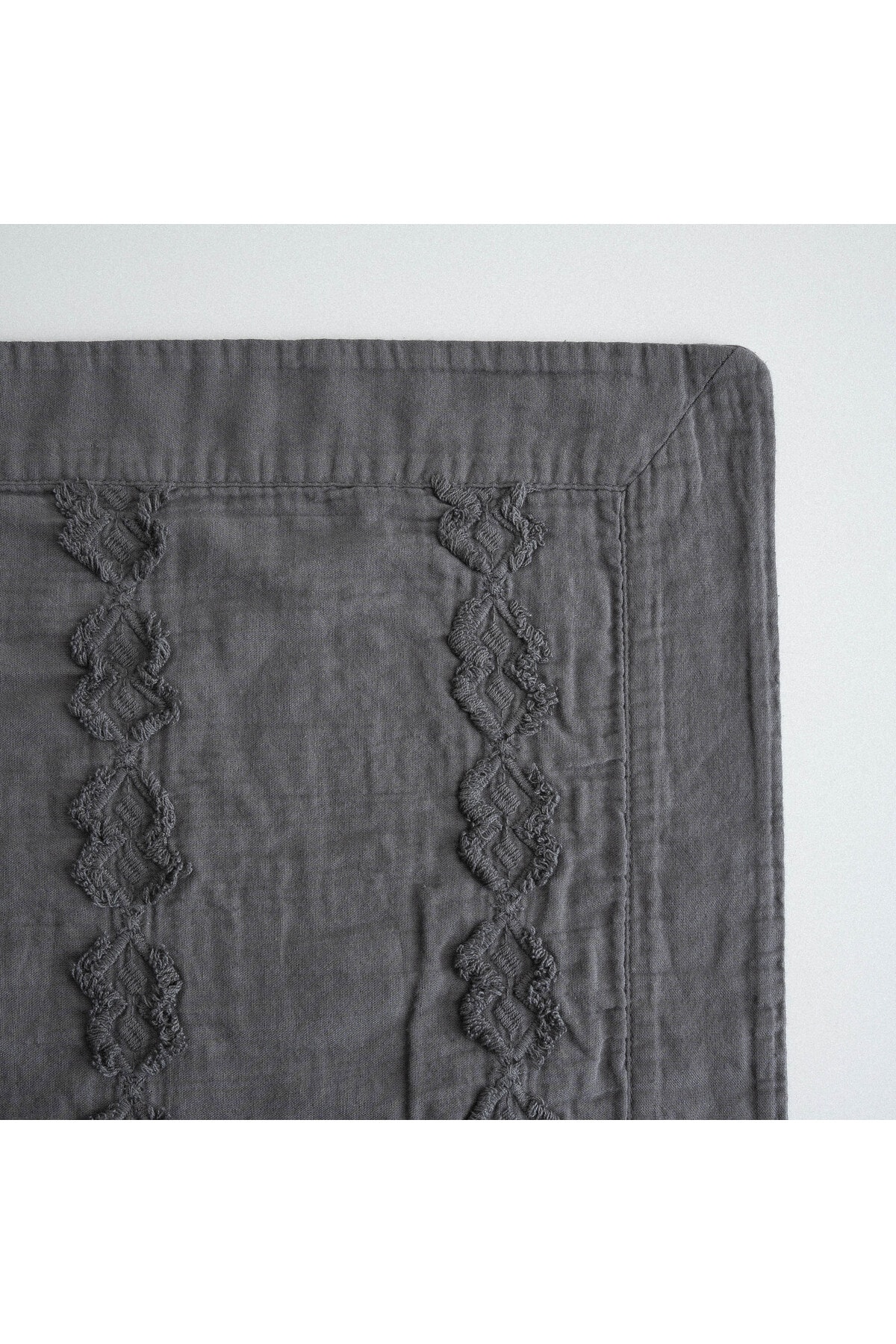 Sima Battal Boy Nevresim Takımı %100 Organik Pamuk Müslin Brodeli Antrasit 240x220 Cm