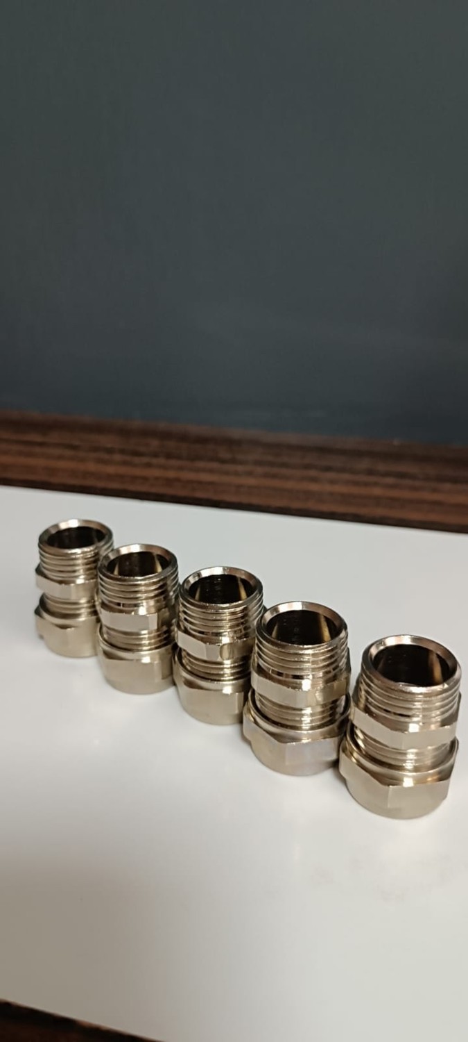 1/2" * 16 mm Dış Dişli Rakor ( Pe-Rt Boru Bağlantılı ) 5li Paket