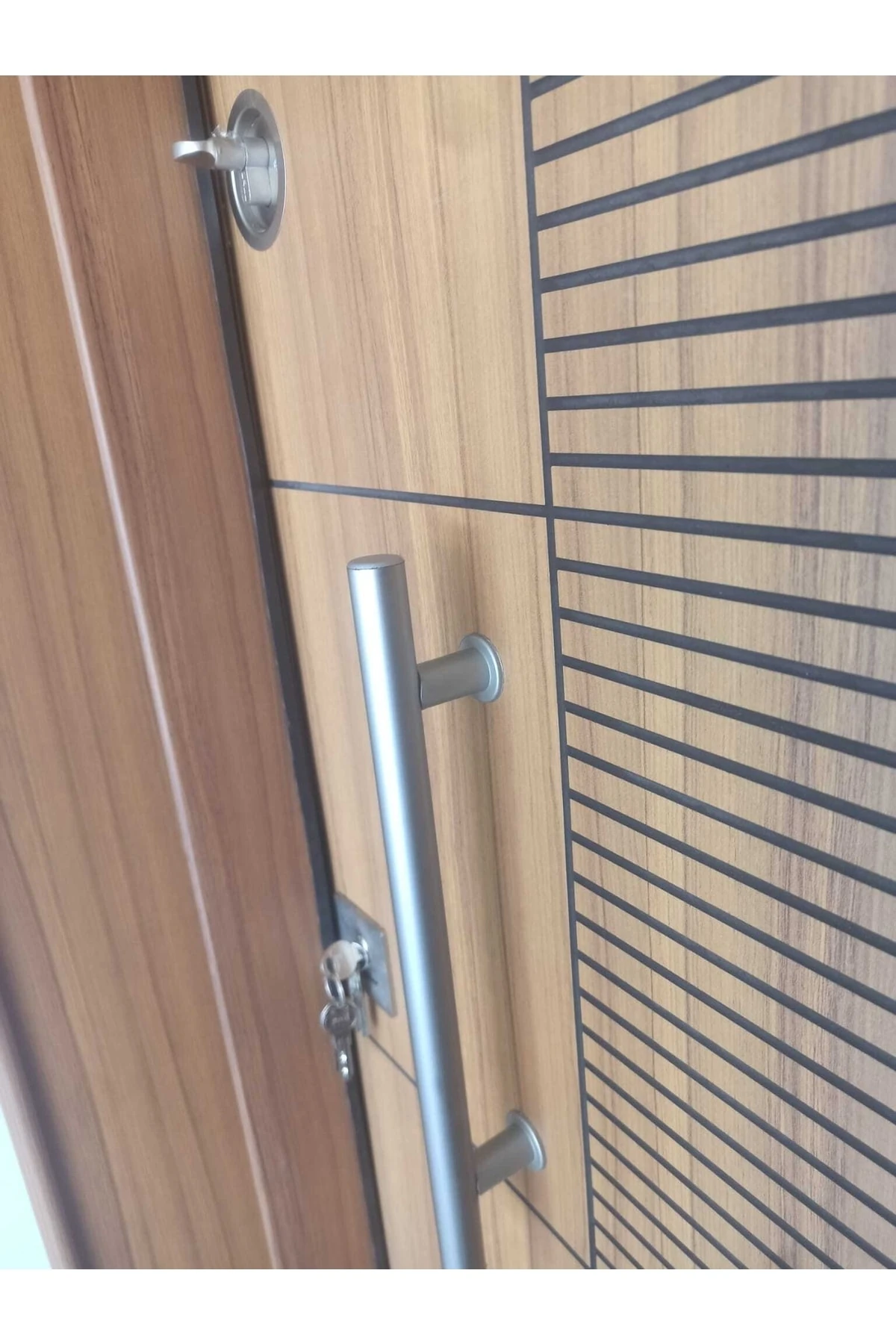 Çelik Kapı, Modelleri Ahşap Çelik Kapı Modelleri Tırnaklı Sistem Daire Kapısı Sağ Açılım