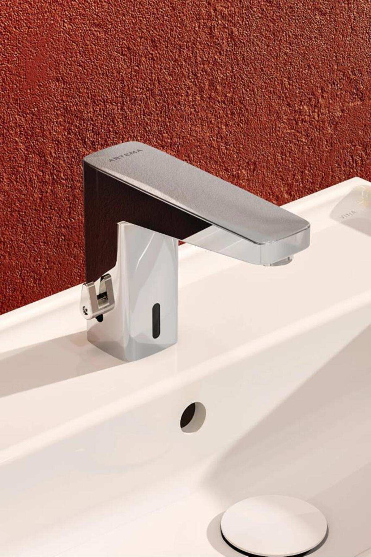 Root Square Temassız Çift Su Girişli Elektrikli Lavabo Bataryası A47128