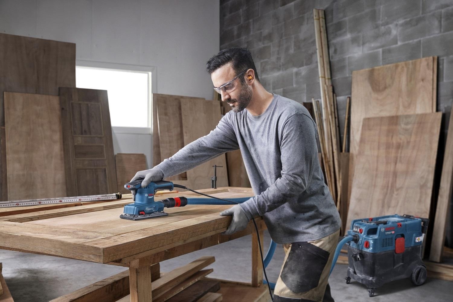 Gss 20-18 A Titreşimli Zımapara Makinesi 0601070101