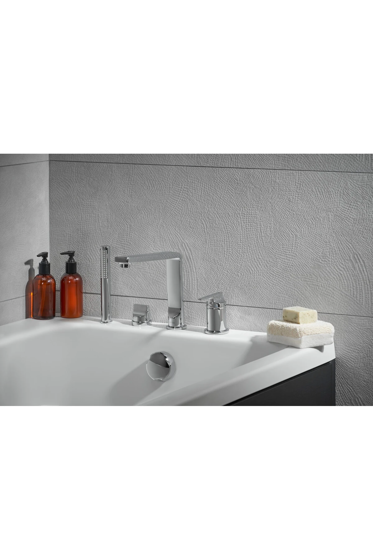 Suit L A42529 Küvet Bataryası, 4 Delikli, Krom