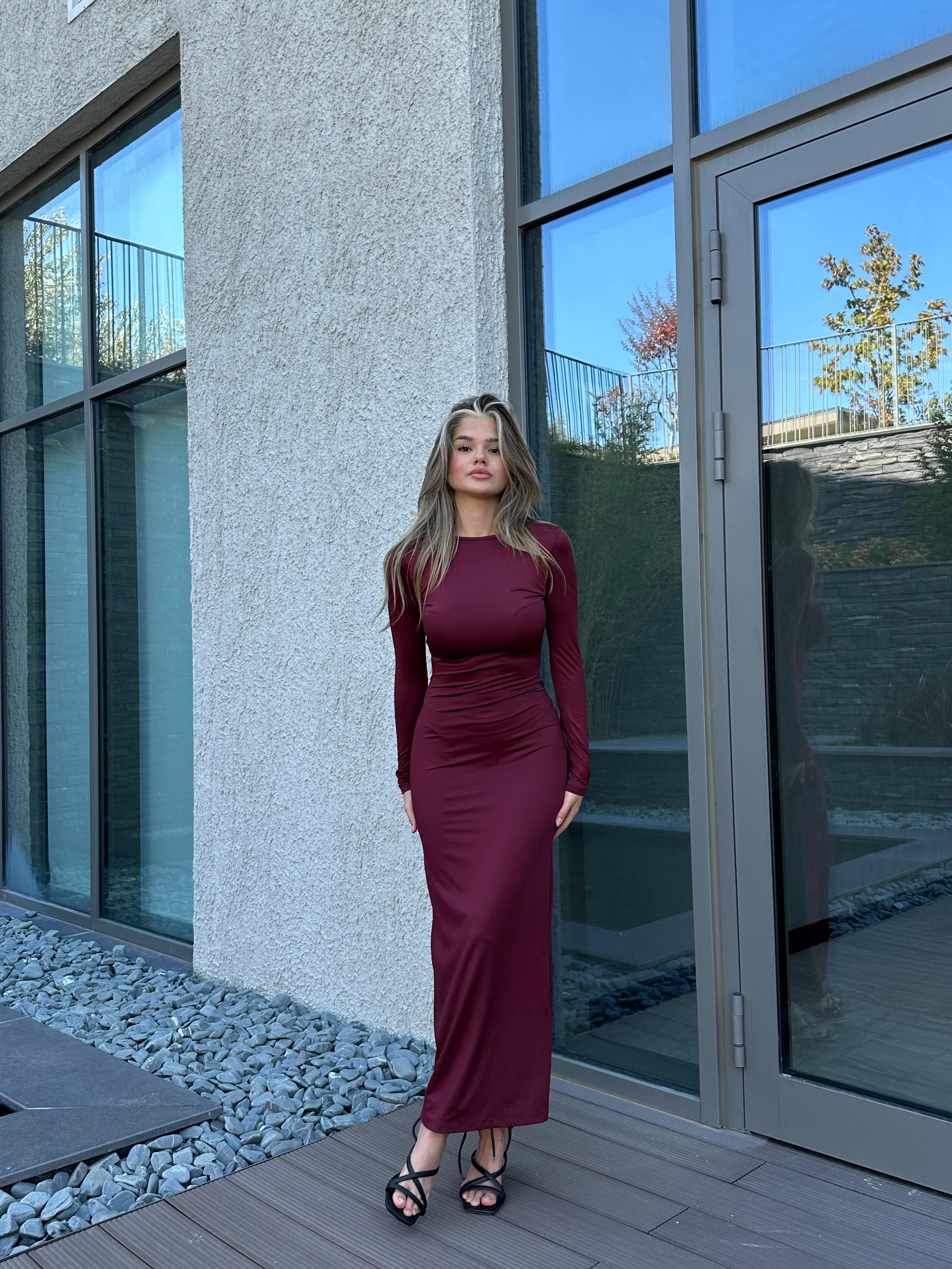 Uzun Kollu Bordo Elbise 